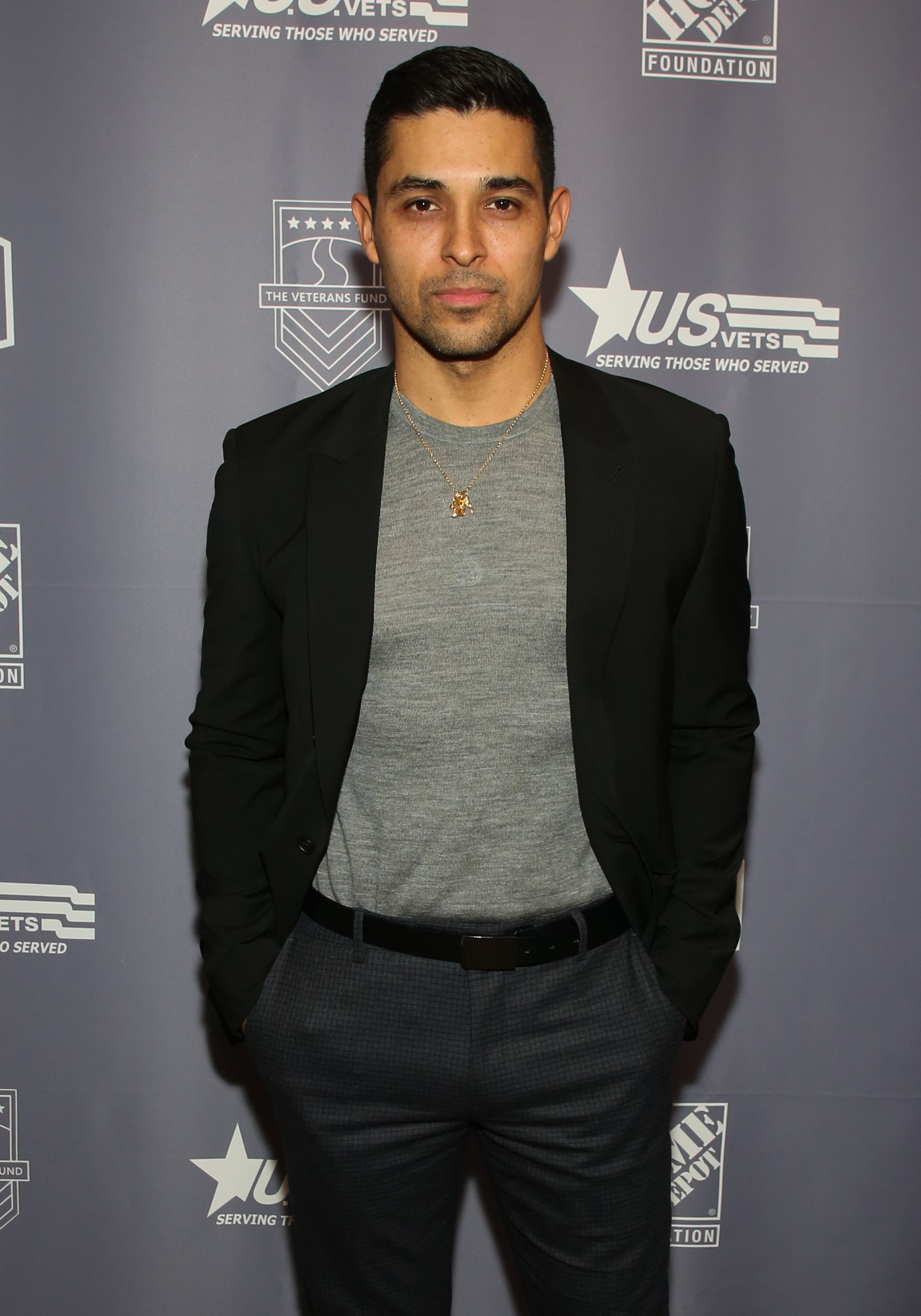 Wilmer Valderrama at The Beverly Hilton Hotel on November 05, 2019. | Photo: Getty Images