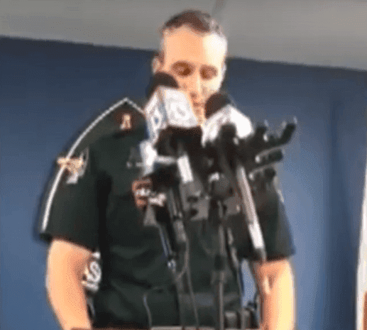 Chris Nocco, Pasco Sheriff making a statement | Photo: YouTube/News Live Now