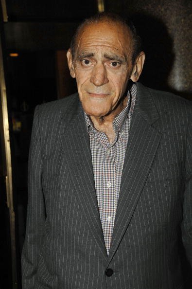 Abe Vigoda attends the "Late Night with Conan O'Brien" taping at the NBC Studios August 7, 2007, in New York City. | Source: Getty Images.