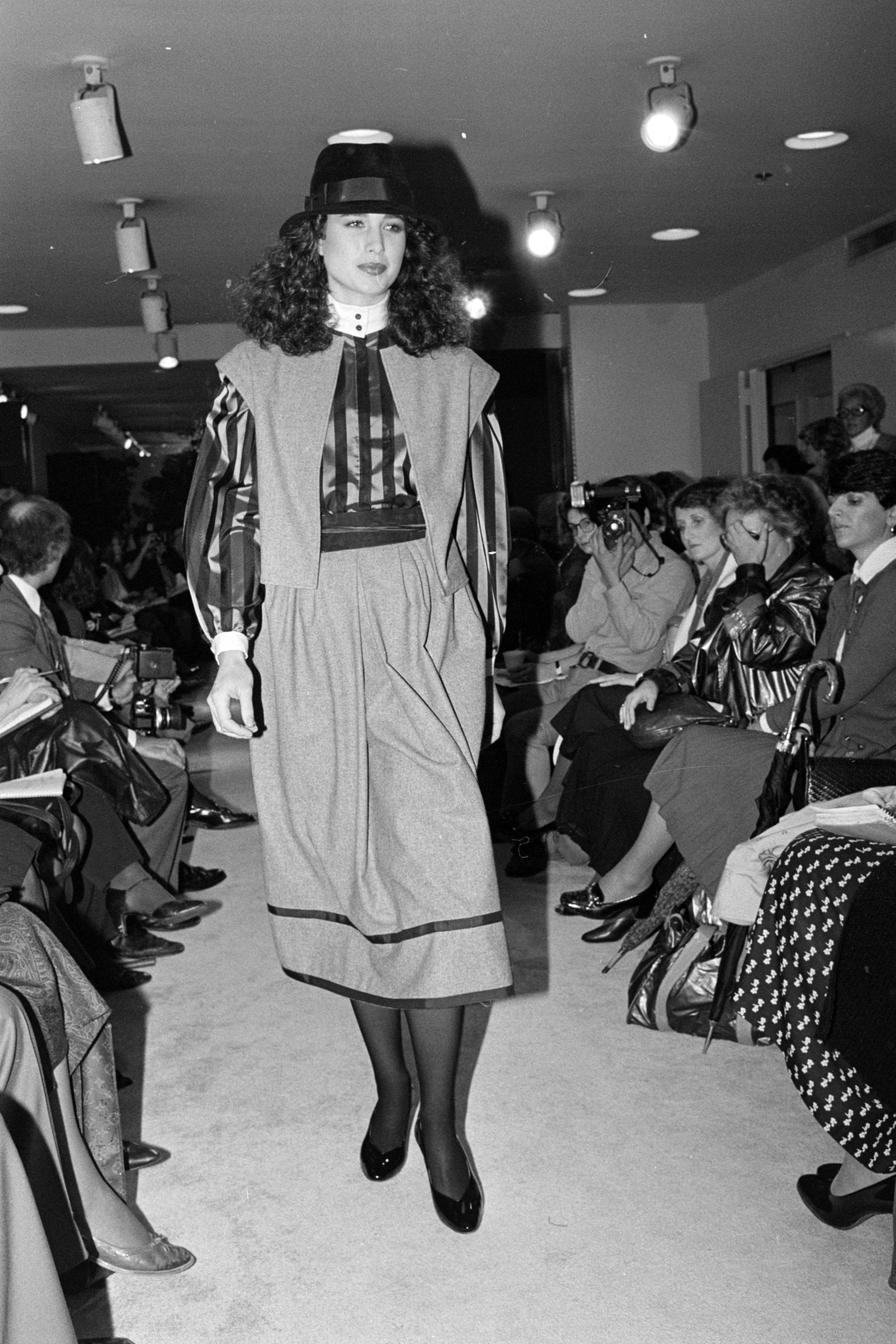 The model walking the runway on April 28, 1982 | Source: Getty Images