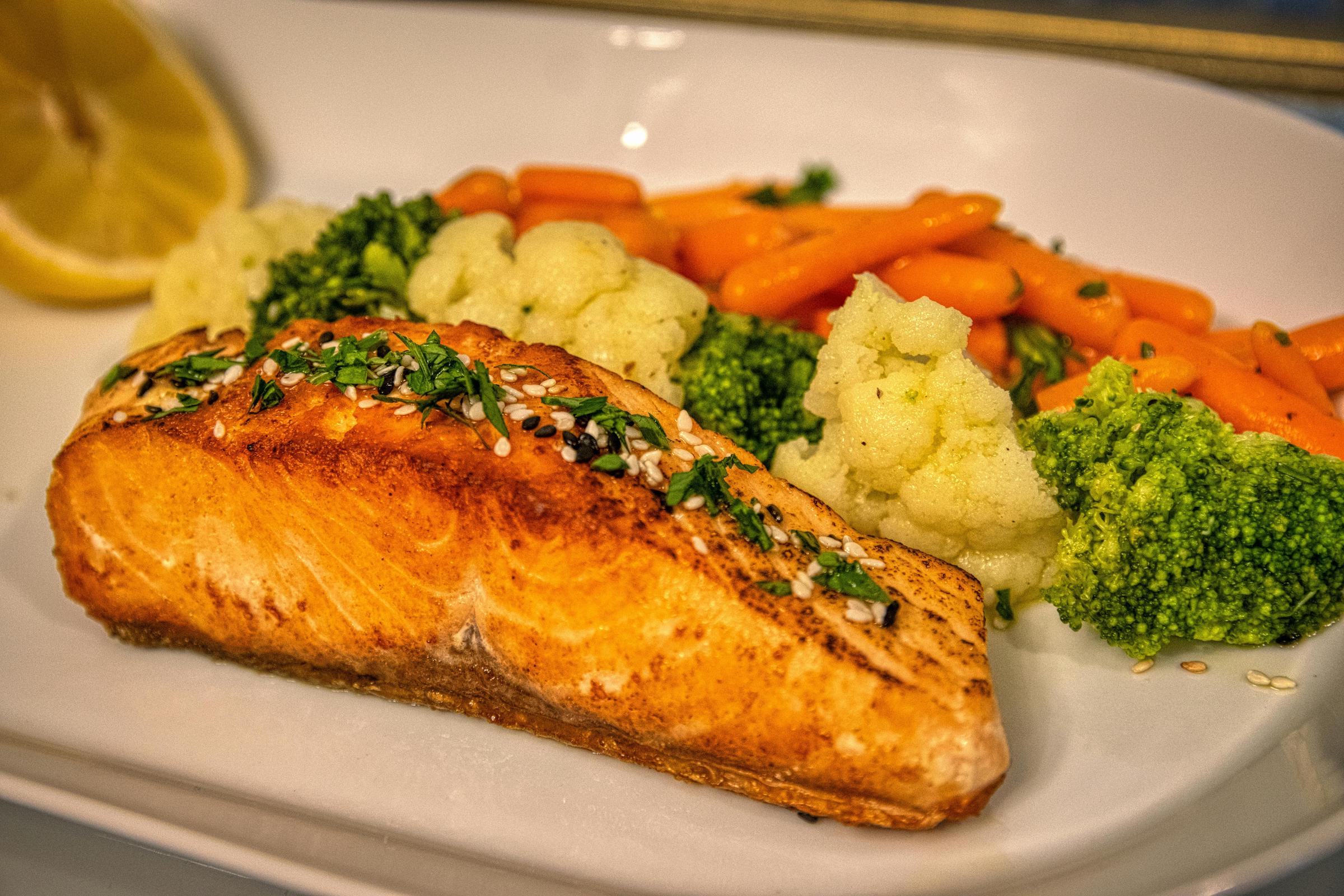 Salmon and Broccoli | Source: Pexels