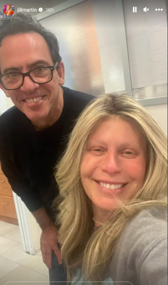 Jill Martin with her friend Andrew who helped with her wig posted on December 27, 2023 | Source: Instagram/jillmartin