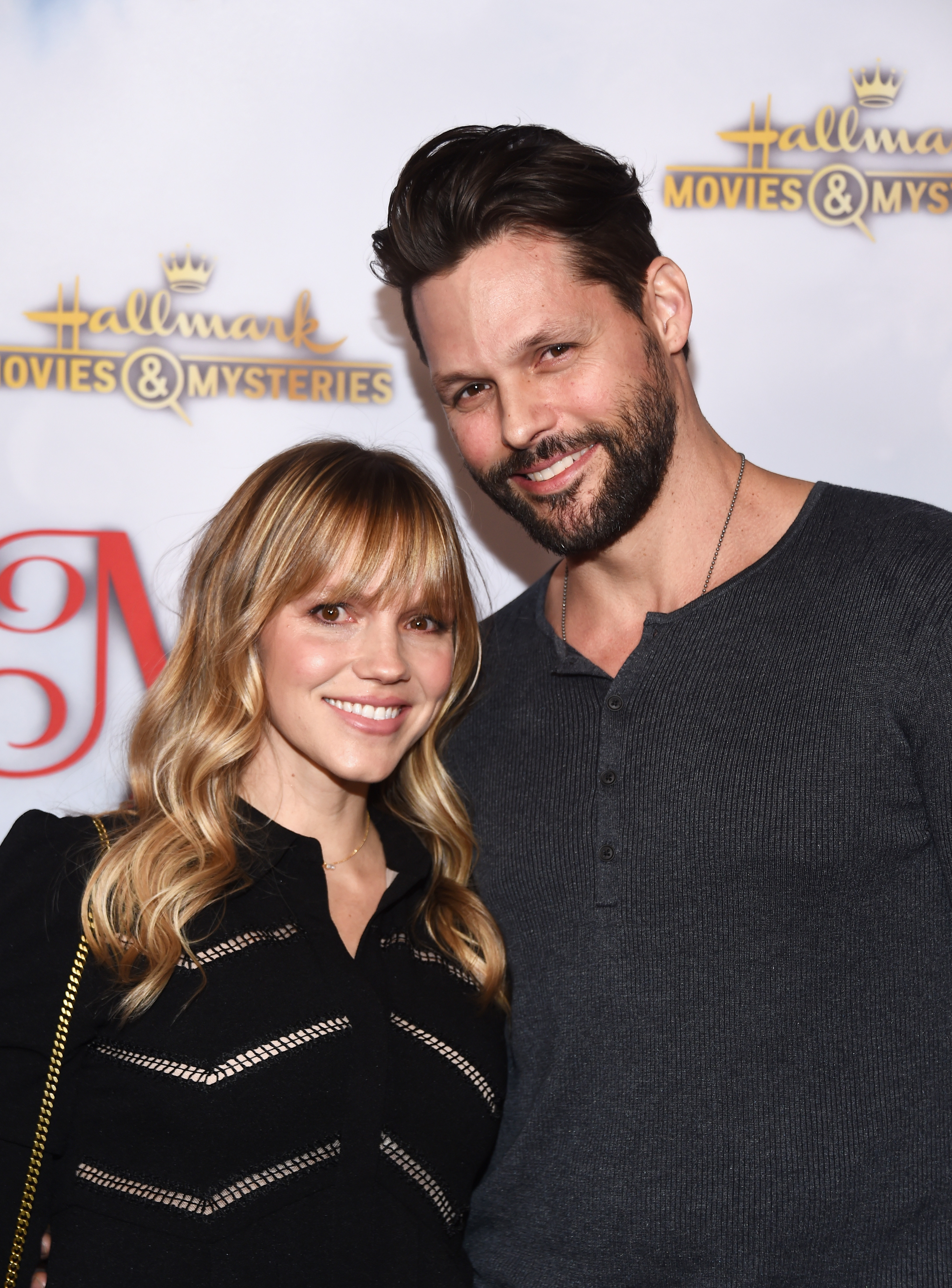 Alexa Havins and Justin Bruening at the "Once Upon A Christmas Miracle" Screening and Holiday Party on December 4, 2018, in Los Angeles, California | Source: Getty Images