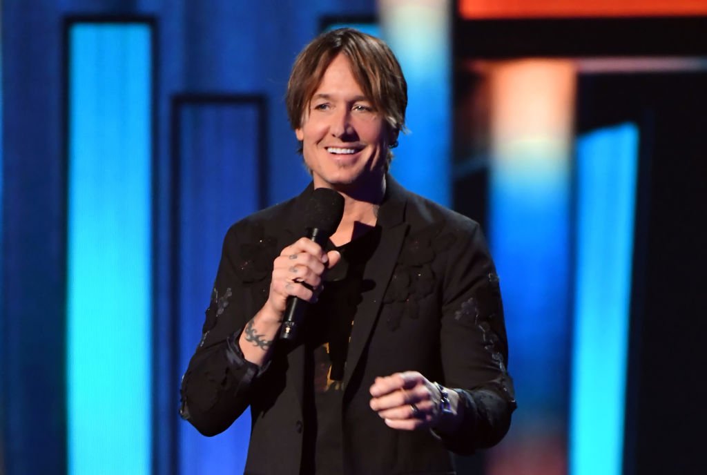 Keith Urban speaks onstage during the 55th Academy of Country Music Awards at the Grand Ole Opry on September 16, 2020. | Photo: Getty Images