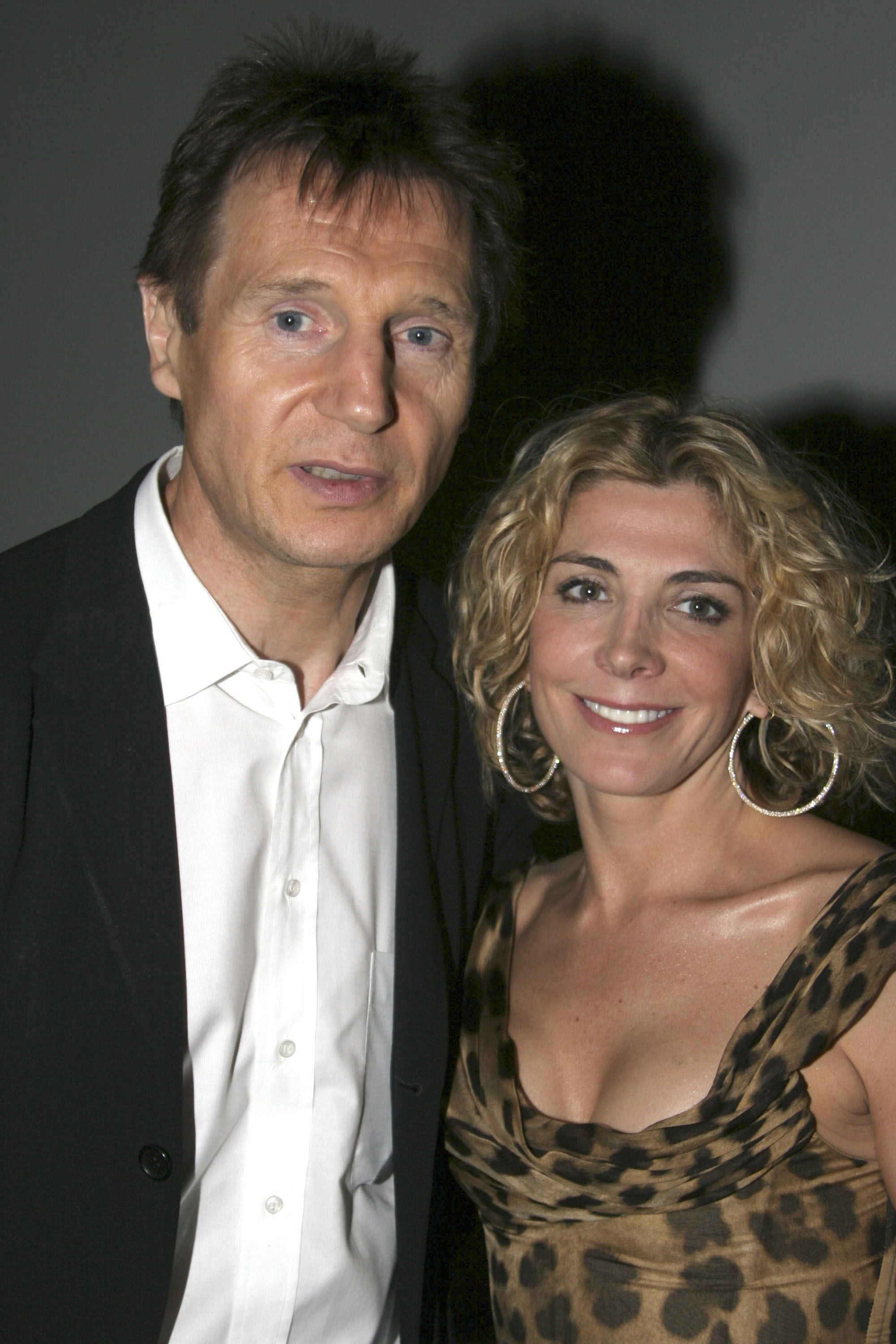 Liam Neeson and Natasha Richardson during A Streetcar Named Desire on Broadway - Curtain Call and After Party at Roundabout Theater at Studio 54 in New York | Source: Getty Images
