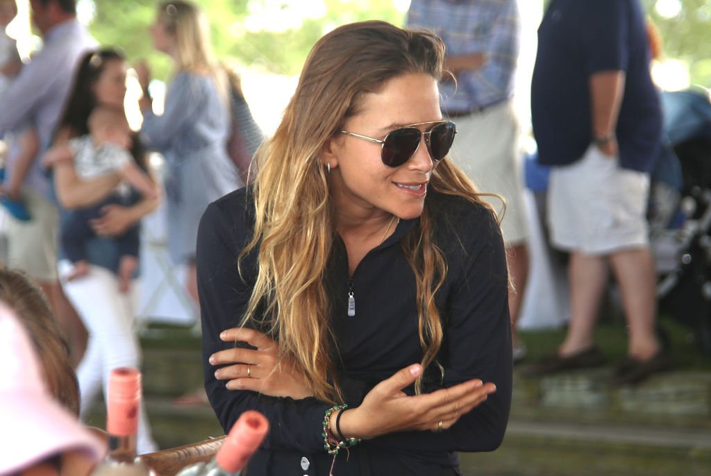 Mary-Kate Olsen attends the opening day of the 2017 Hampton Classic Horse Show on August 27, 2017 in Bridgehampton, New York | Photo: Getty Images