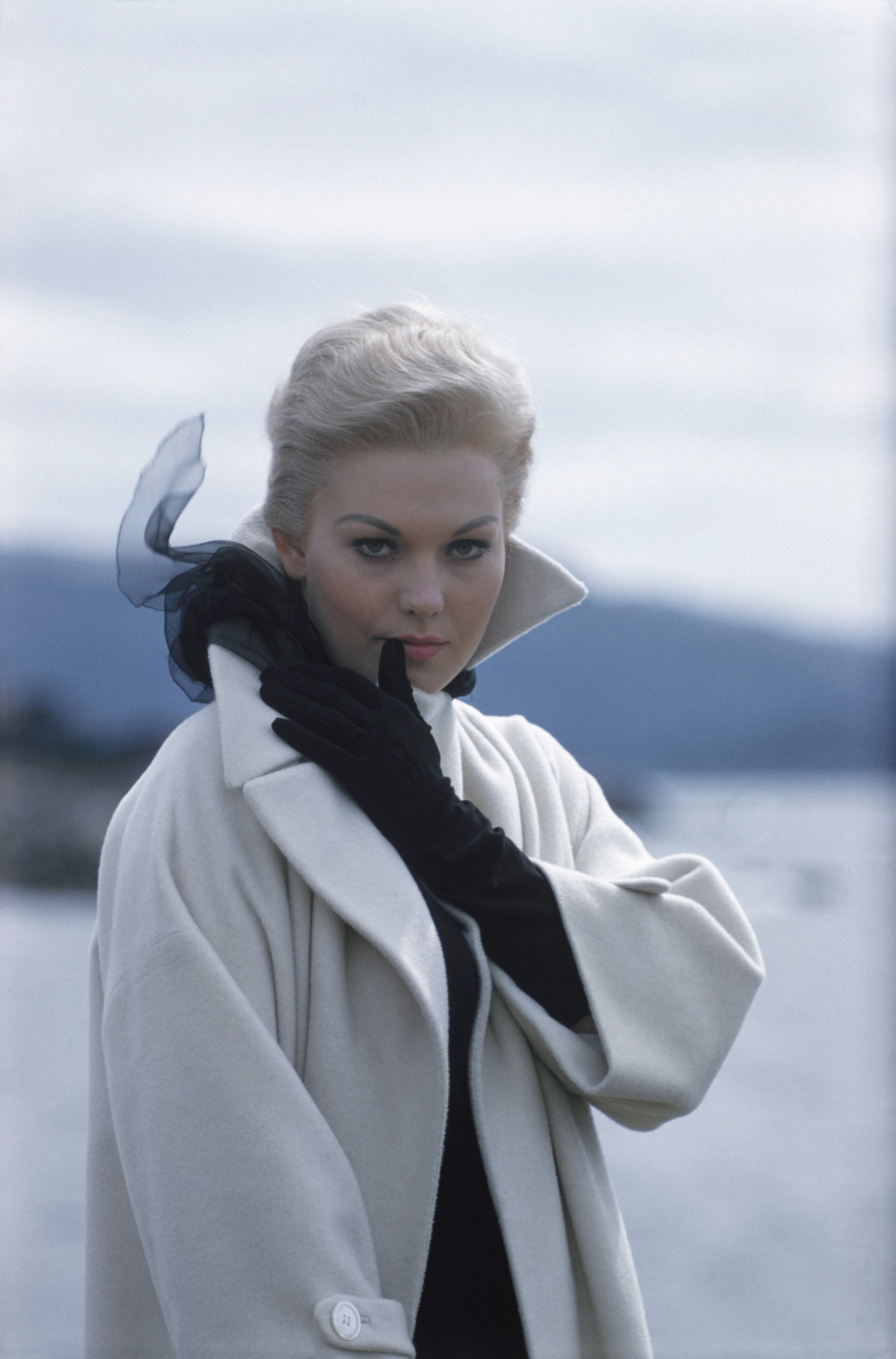 The Hollywood star on the set of "Vertigo" in 1958. | Source: Getty Images