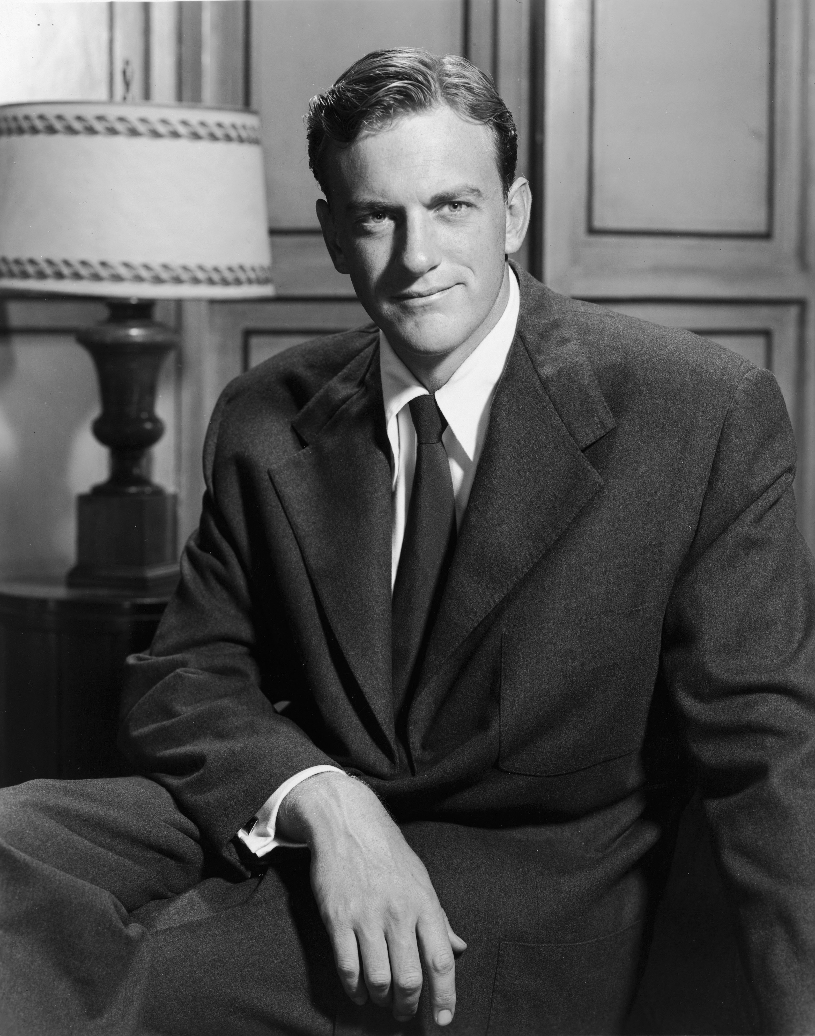 Promotional portrait of American actor James Arness, 1950s. | Source:Getty Images