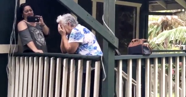 Kahealani hält die emotionale Reaktion ihrer Oma auf die Enthüllung des Hauses fest. | Quelle: Facebook.com/Kahealani Pestano