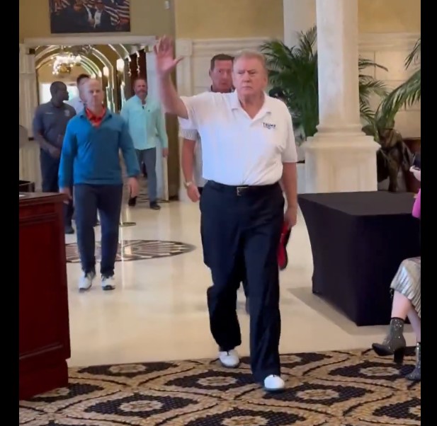 Donald Trump at Mar-a-Lago's Palm Beach club on December 18, 2024 | Source: X/End Wokeness