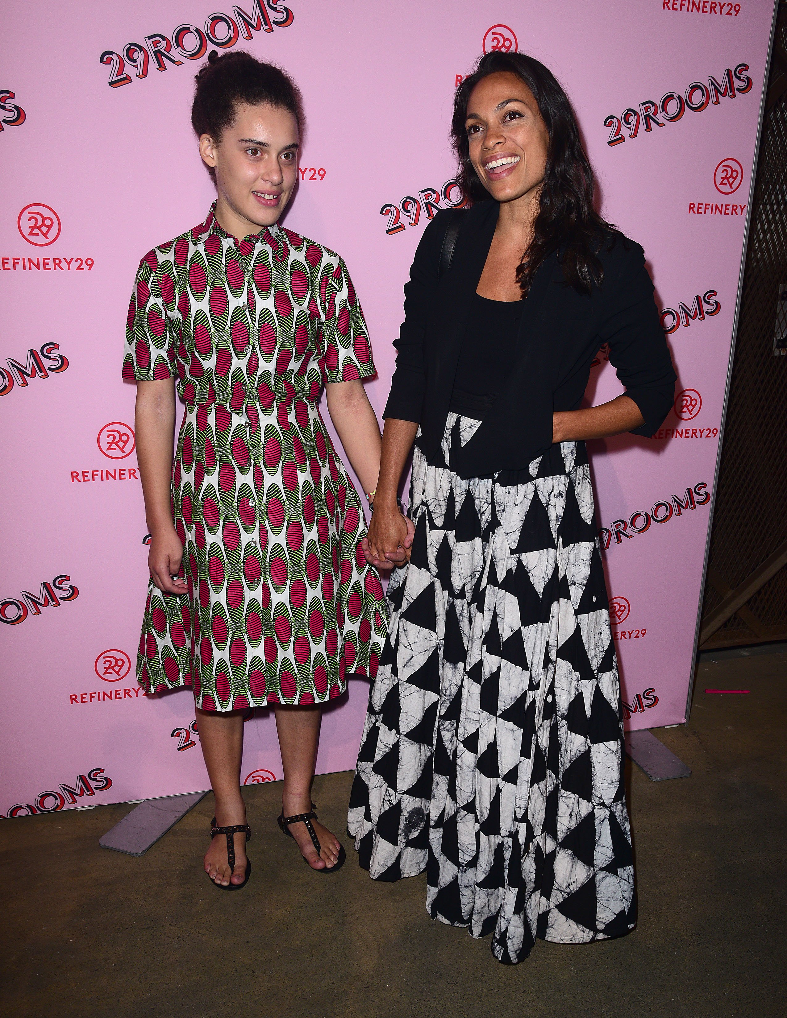 Rosario Dawson and Isabella Dawson at 106 Wythe Ave on September 7, 2017 in New York City. | Photo: Getty Images