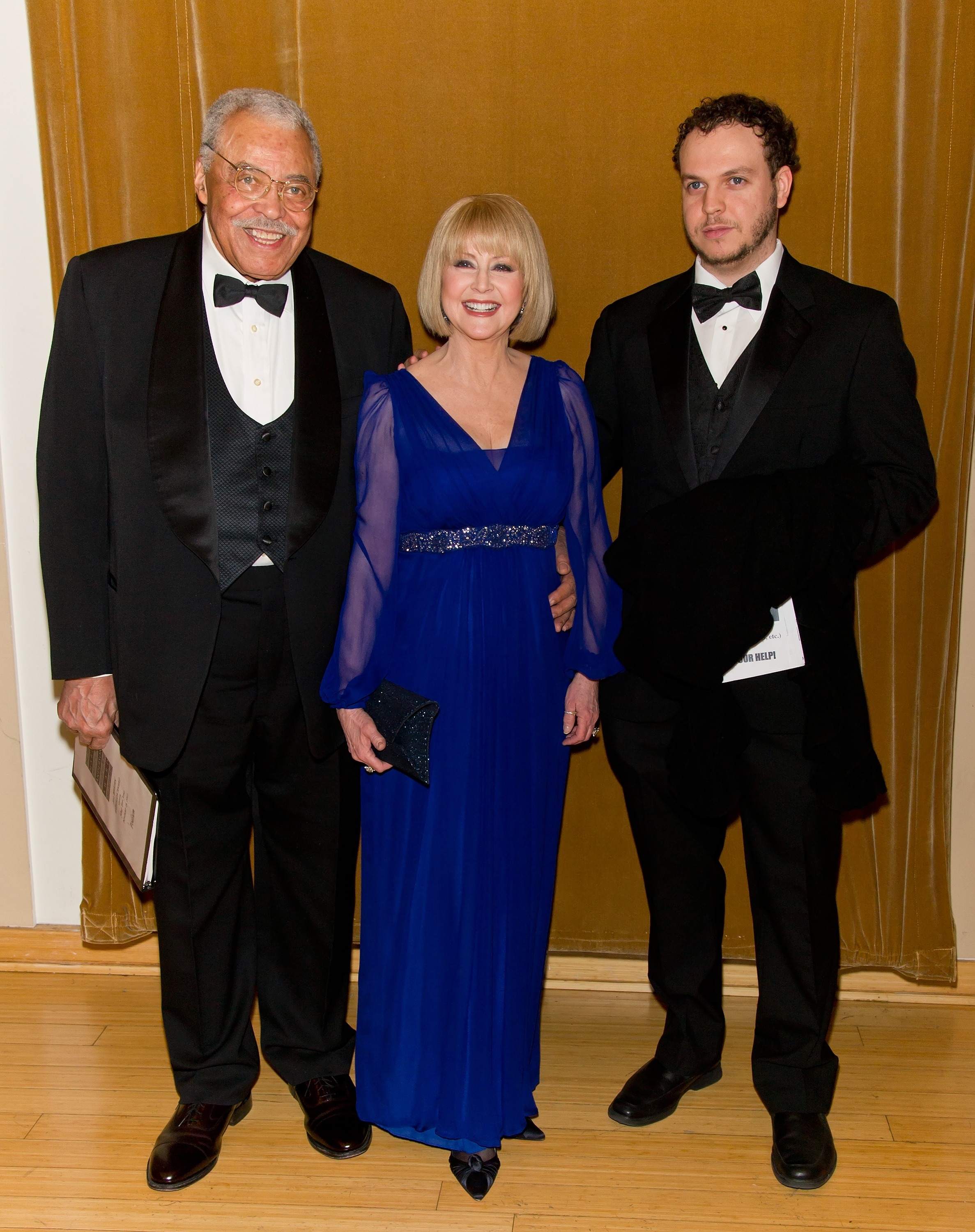 James Earl Jones, Cecilia Hart, and Flynn Earl Jones at the 2012 Marian Anderson Awards Gala on November 19, 2012, in Philadelphia, Pennsylvania. | Source: Getty Images