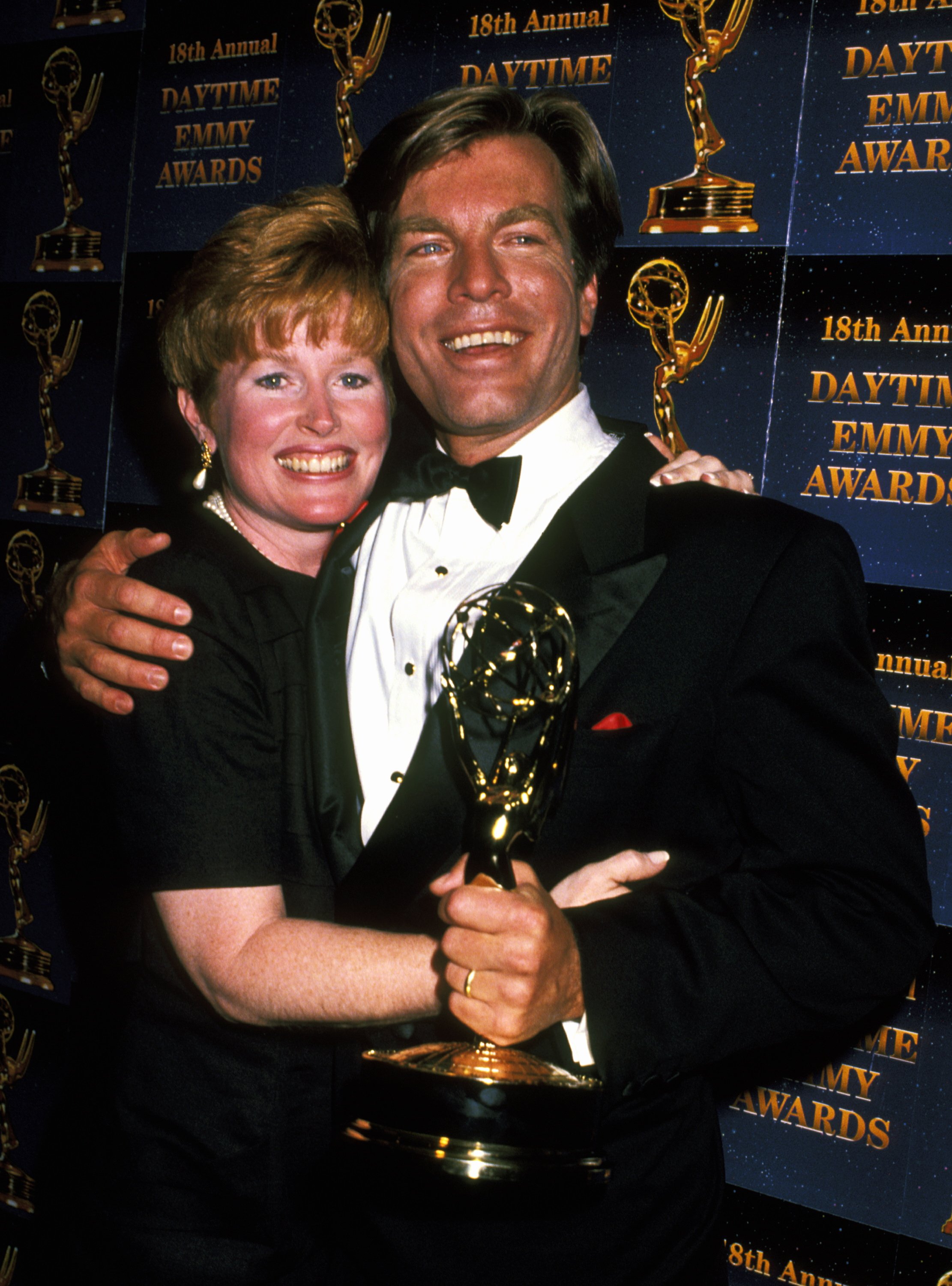 Peter Bergman and Mariellen at the 18th Annual Daytime Emmy Awards on June 27, 1991 | Source: Getty Images