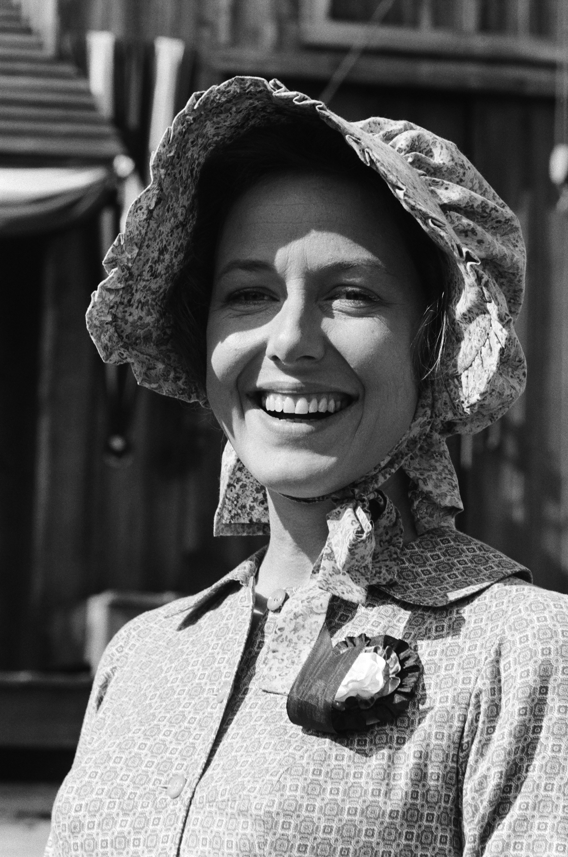Karen Grassle as Caroline Ingalls pictured during an episode of "Little House on the Prairie" in 1975 | Source: Getty Images