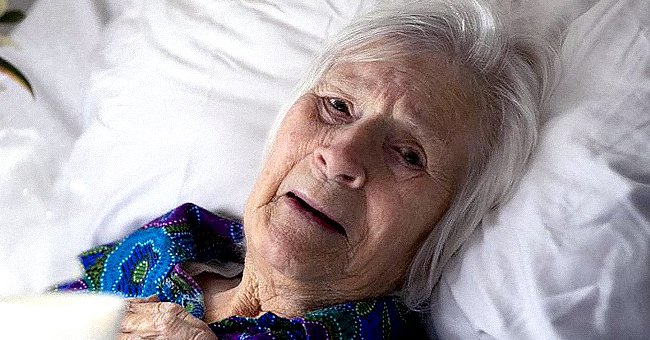Photo of a bed bound elderly woman | Photo:  twitter.com/newscomauHQ