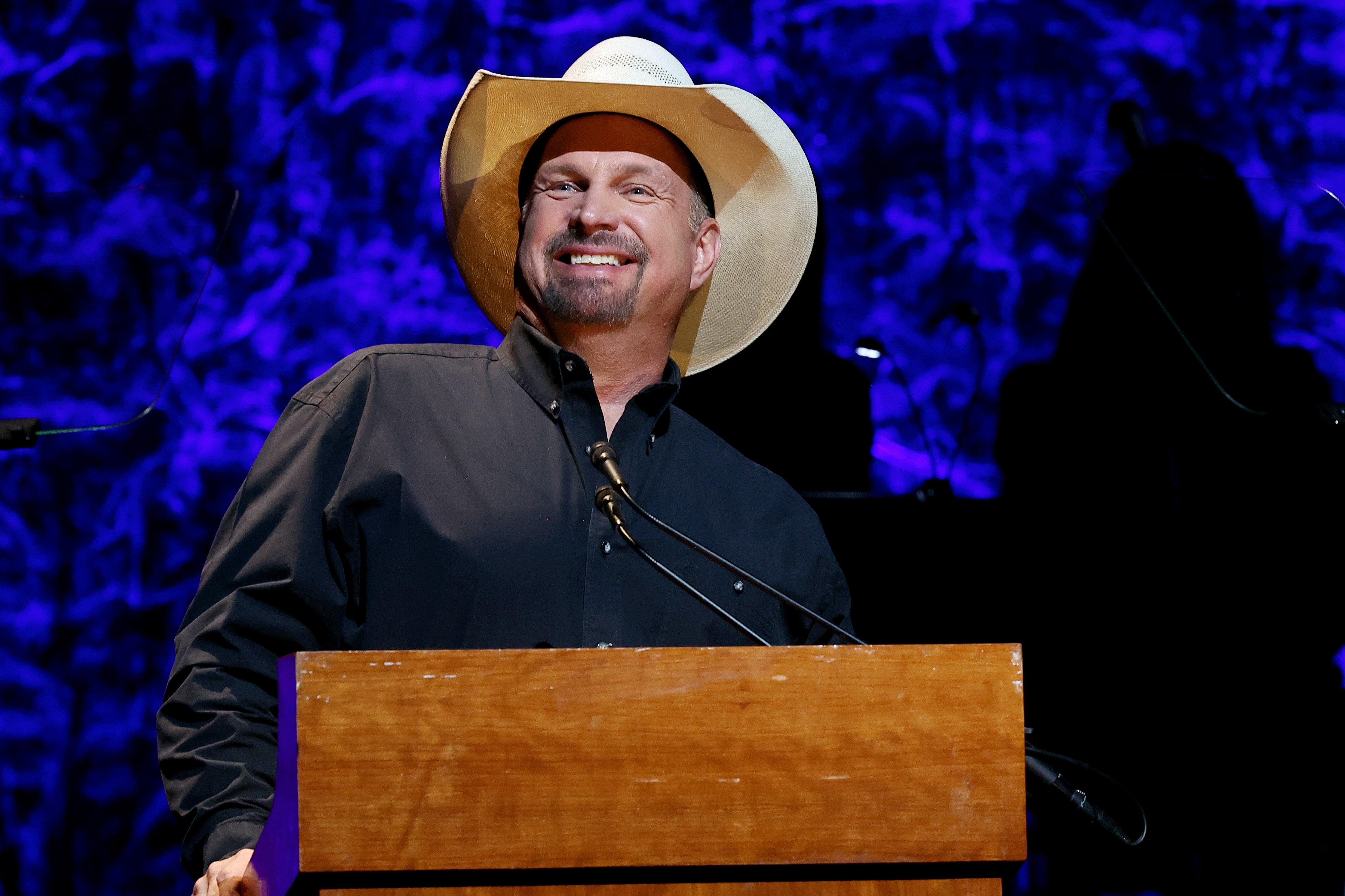 Garth Brooks speaks onstage at the class of 2022 Medallion Ceremony at Country Music Hall of Fame and Museum on October 16, 2022 in Nashville, Tennessee | Source: Getty Images 