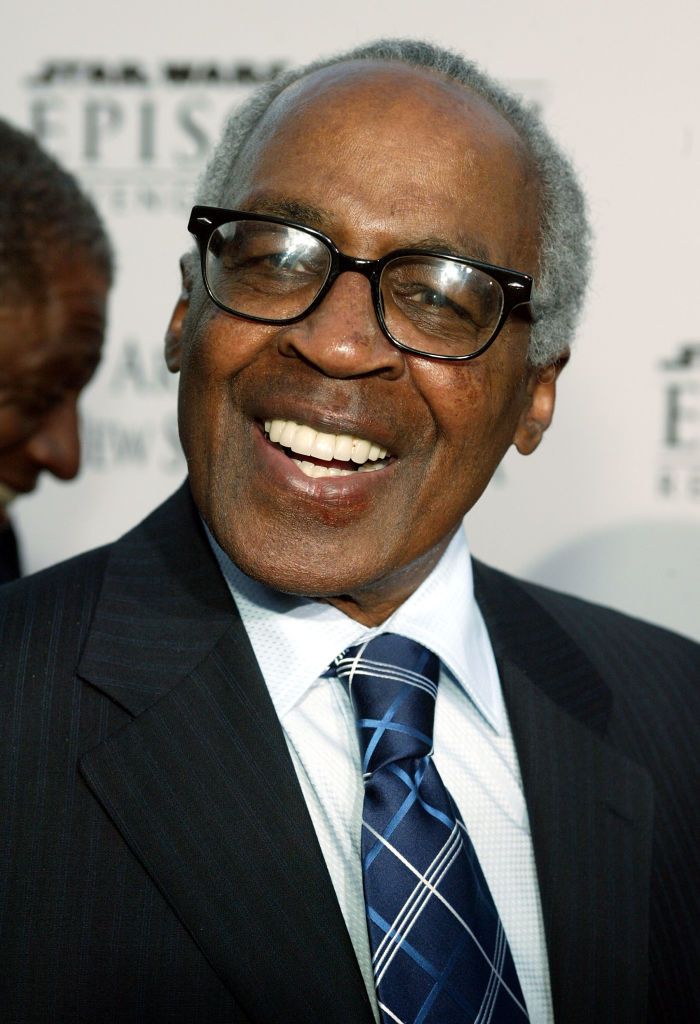 Robert Guillaume arrives at the "Star Wars Episode III - Revenge Of The Sith" Los Angeles Premiere at the Mann Village Theatre on May 12, 2005 in Westwood, California. | Source: Getty Images