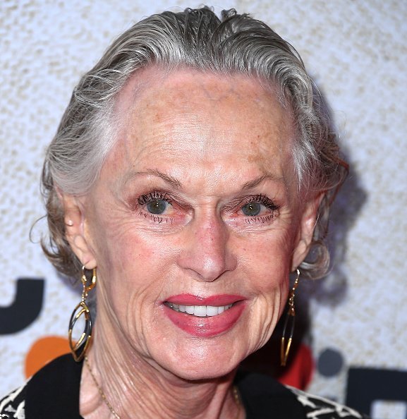 Tippi Hedren arrive à la première de "Suspiria" d'Amazon Studios le 24 octobre 2018. | Photo : Getty Images Tippi Hedren arrive à la première de "Suspiria" d'Amazon Studios le 24 octobre 2018. | Photo : Getty Images