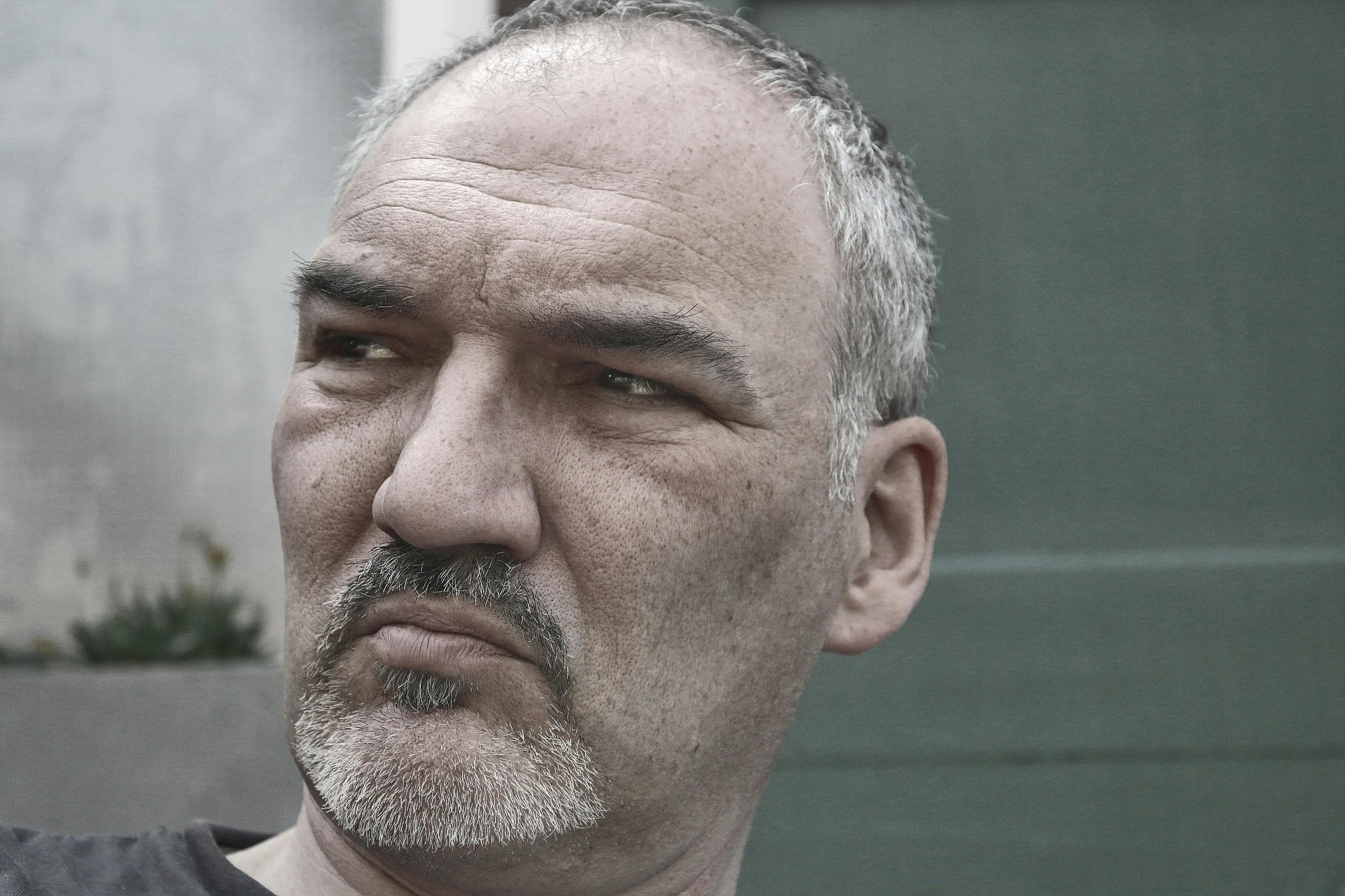 An angry middle-aged man | Source: Pexels