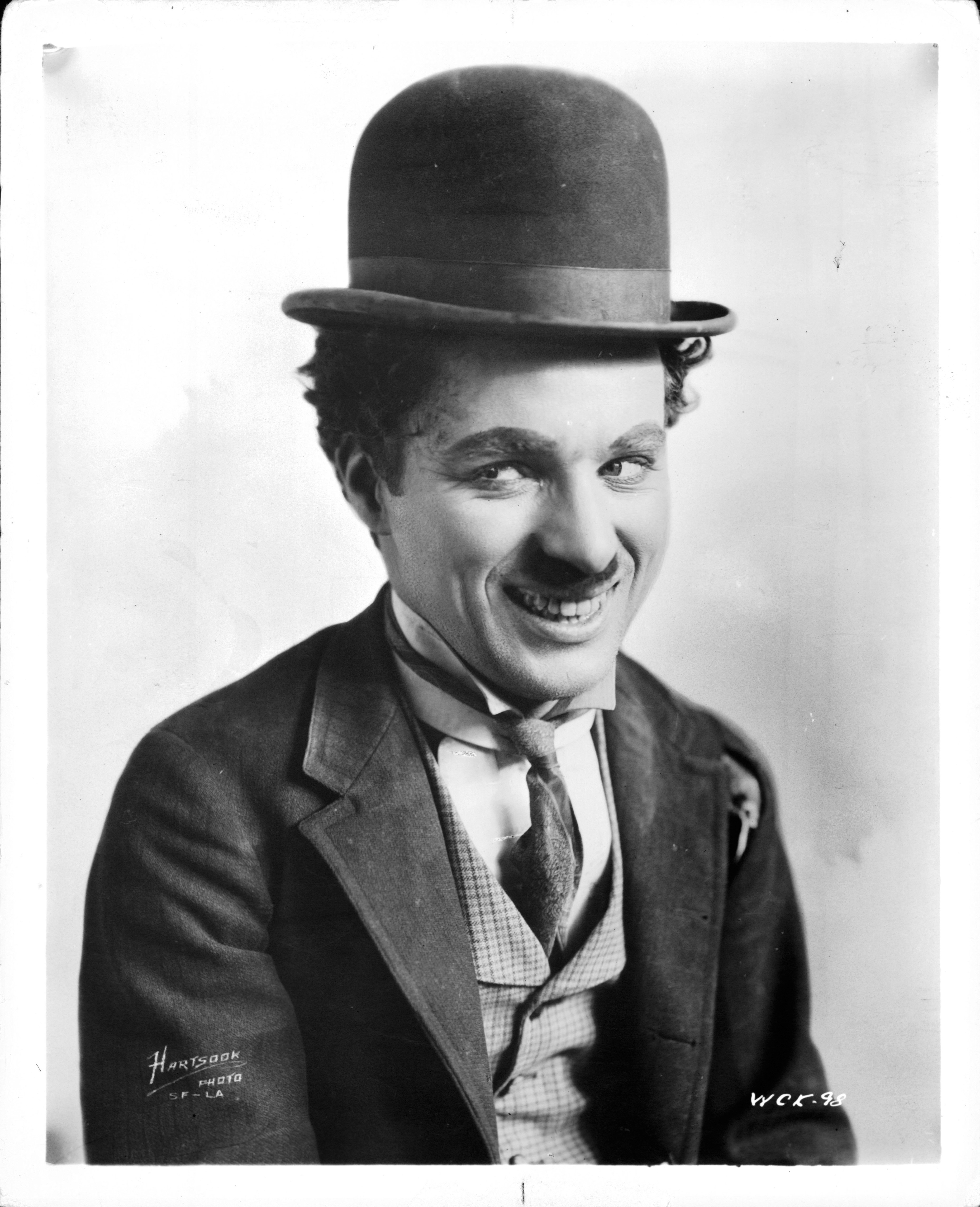 Charles Chaplin publicity portrait for the short 'A Night Out', 1915 |  Photo: GettyImages