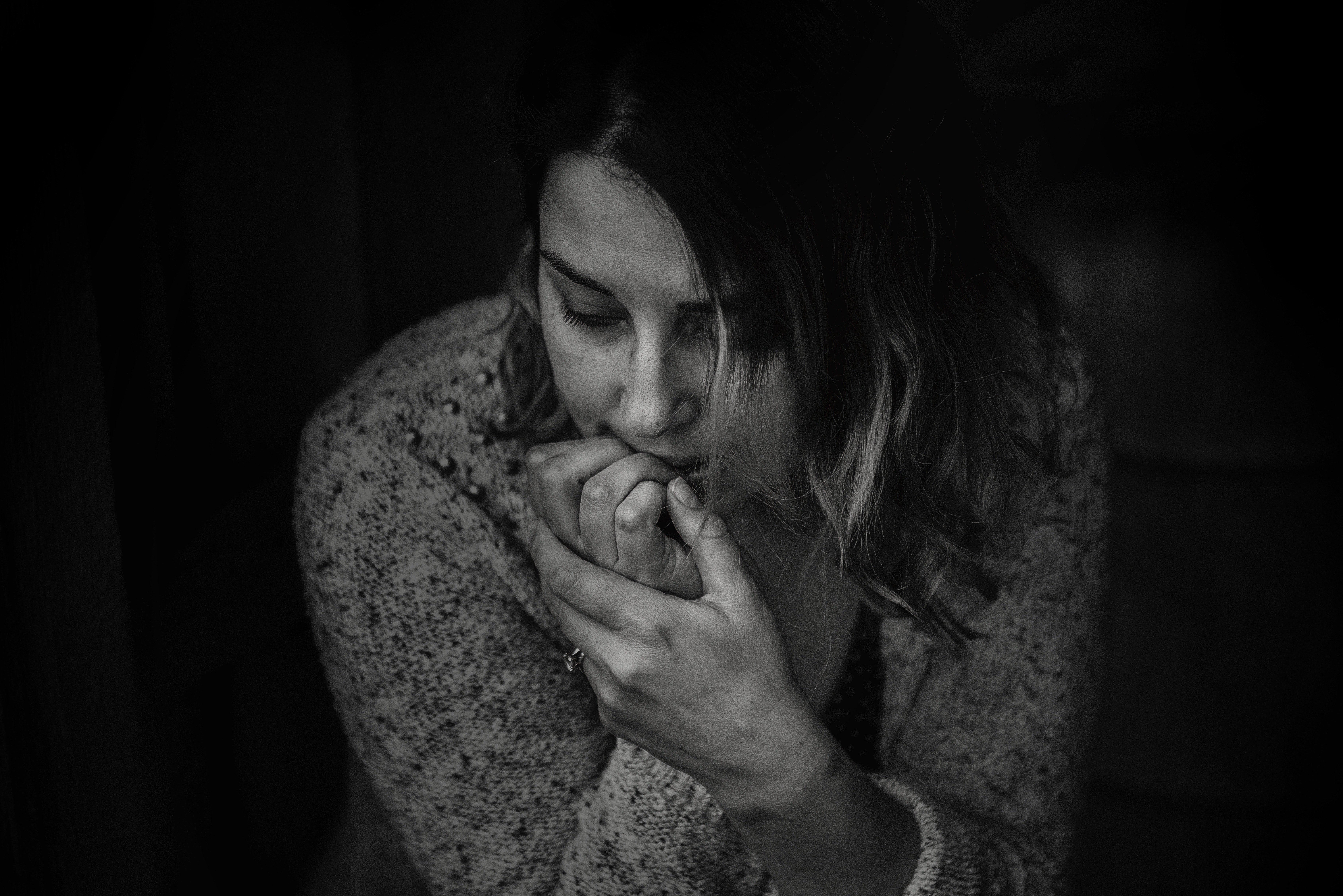 Woman thinking | Photo: Pexels