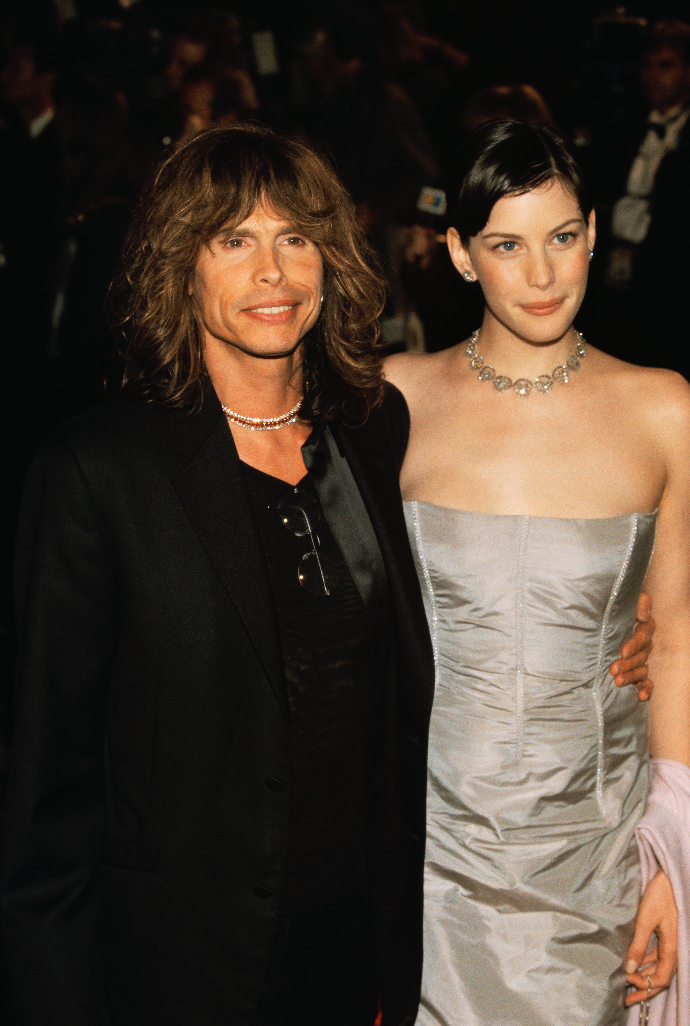 What Happened When Liv Tyler Met Her Dad Steven Tyler For The First Time News And Gossip 