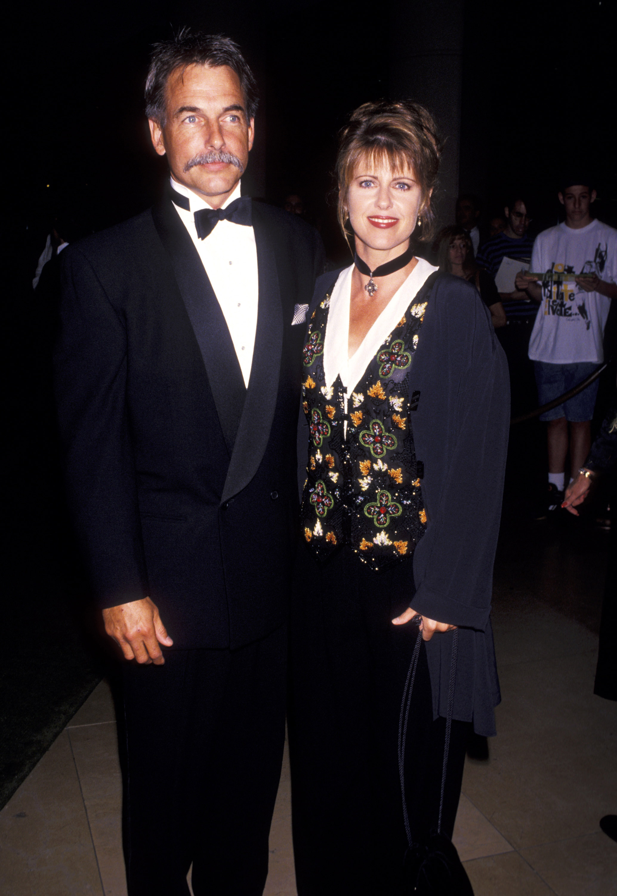 Pam Dawber had her own experience with a stalker, so she warned Rebecca Schaeffer. For this taping, she and Mark Harmon attended the NBC special "Comedy Hall of Fame" on August 29, 1993, in Los Angeles, California. | Source: Getty Images