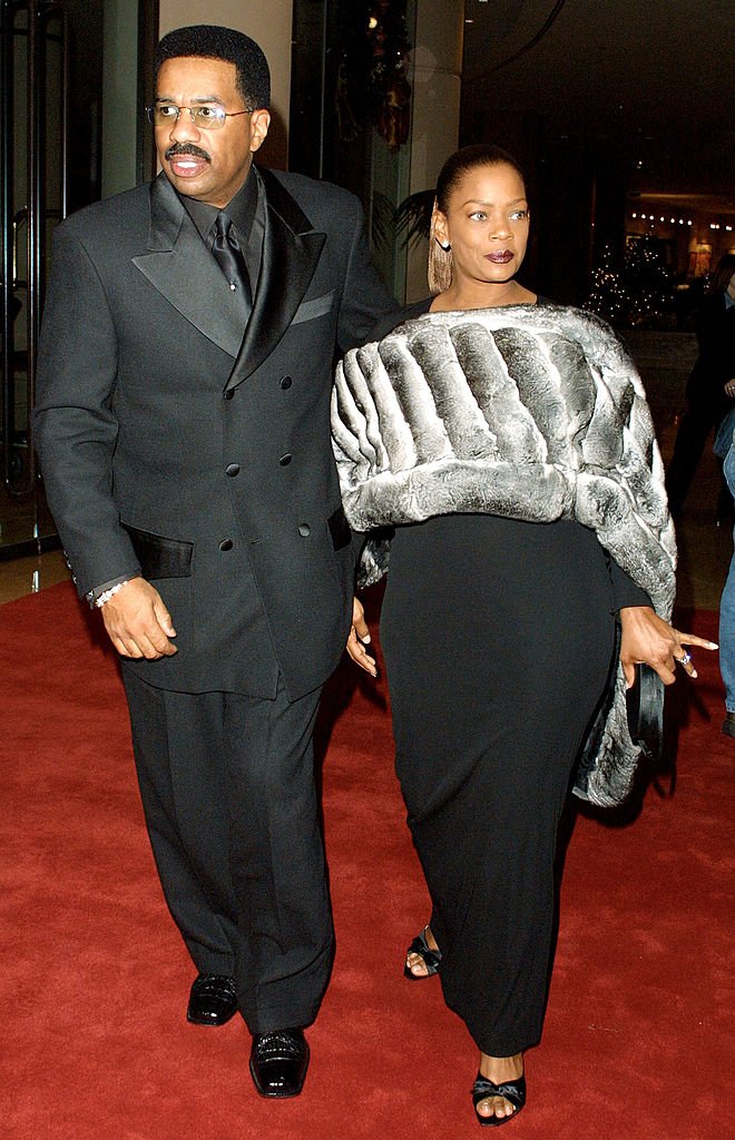 Steve Harvey and his ex wife Mary attend the Fourth Annual Rainbow/PUSH Coalition Awards Dinner December 11, 2001. | Photo: Getty Images