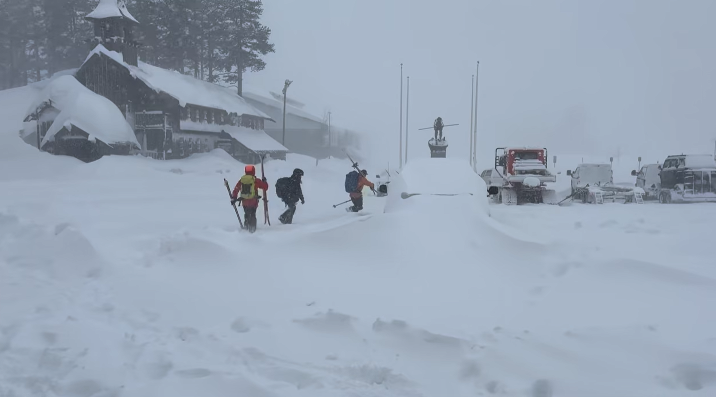 Skiers and emergency crews navigate heavy snowfall in the Castle Peak area near Truckee following the deadly avalanche | Source: Facebook/nevadacountysheriffsoffice