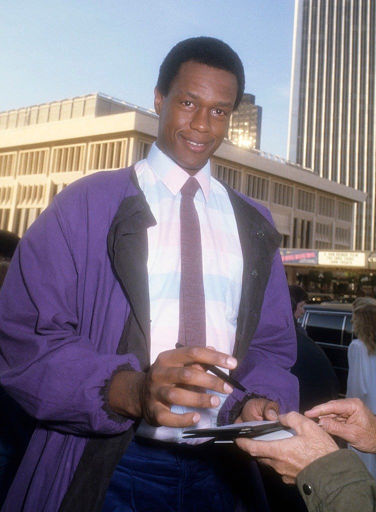 Kevin Peter Hall attends the NBC Affiliates Party on May 12, 1985 at the Century Plaza Hotel in Century City, California | Photo: Getty Images