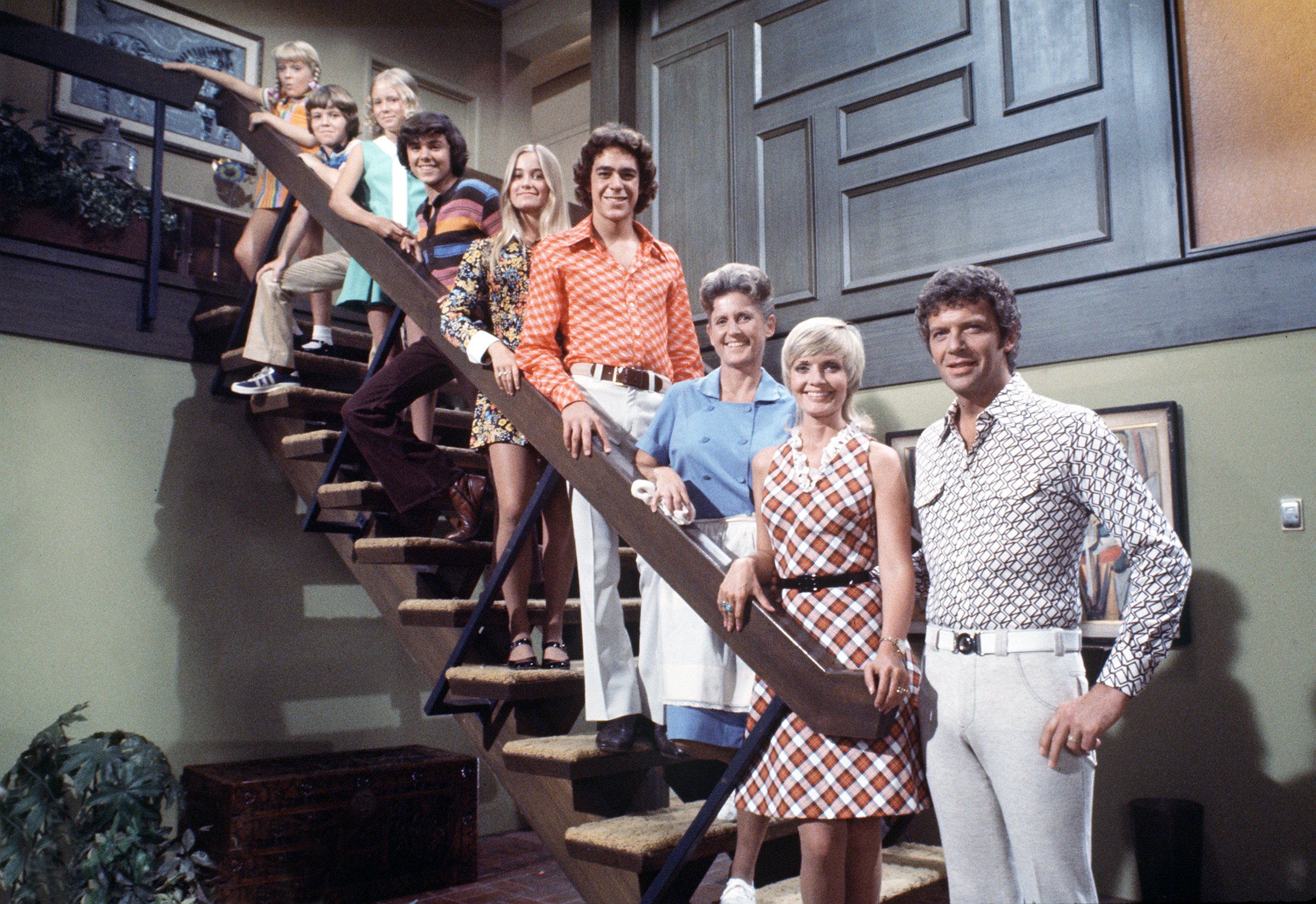Mike Lookinland with the other actors in "The Brady Bunch" | Source: Getty Images