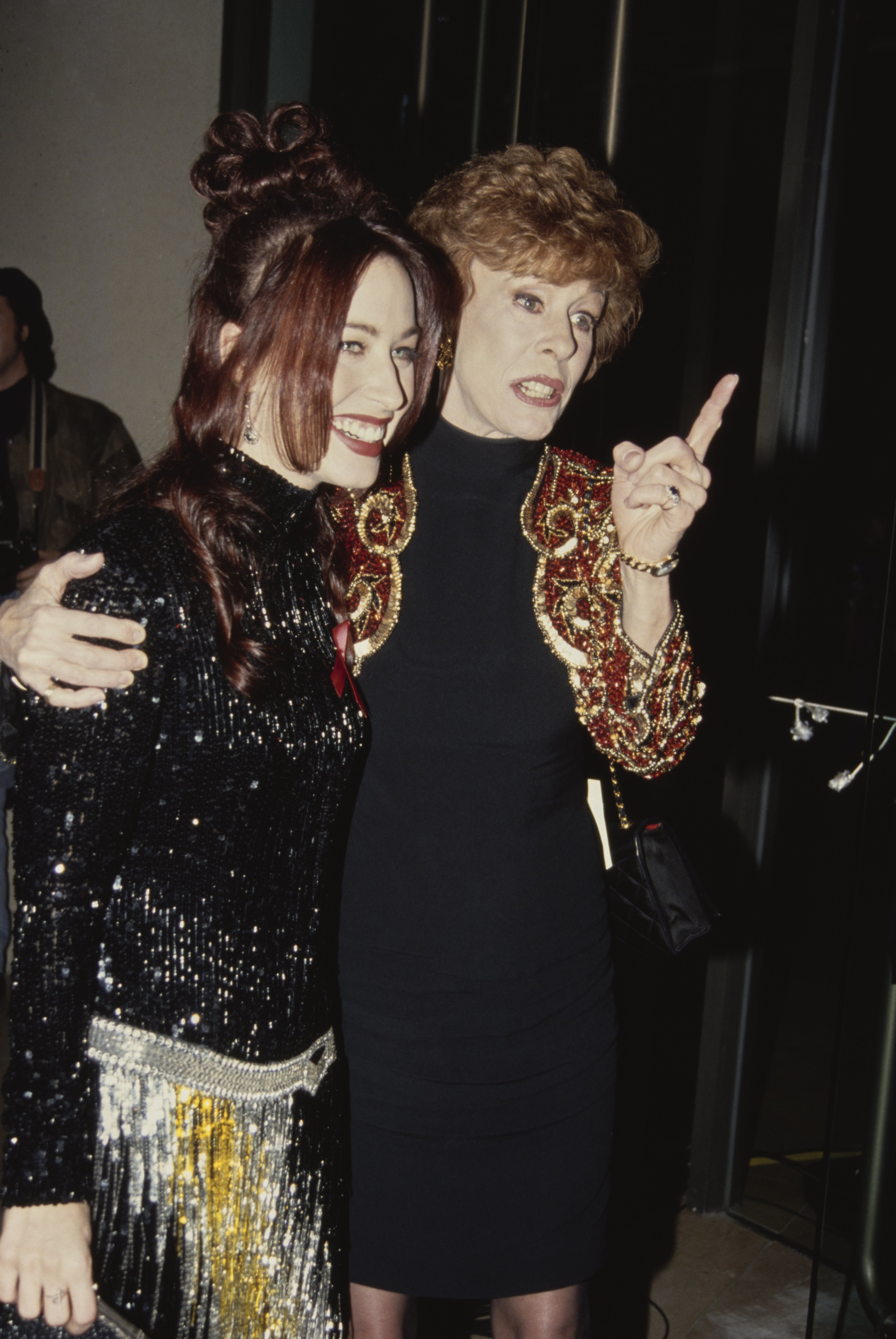 American singer-songwriter Erin Hamilton and her mother, comedian and actress Carol Burnett in Beverly Hills, California, 23rd January 1993. | Source: Getty Images