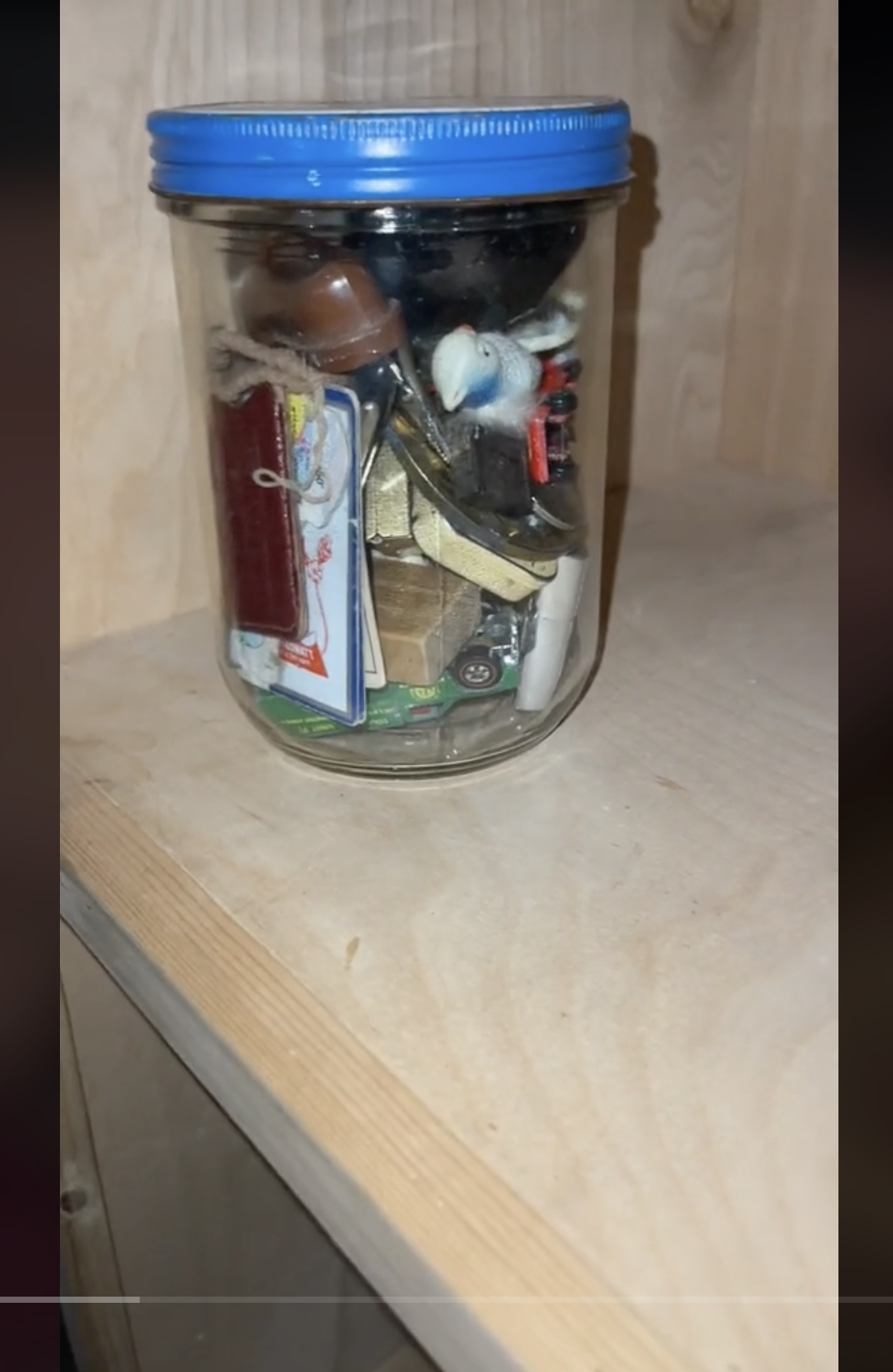 Julia Henning stumbled upon a jar lying inside a rack in a video dated June 15, 2023 | Source: tiktok.com/@iamjuliahenning