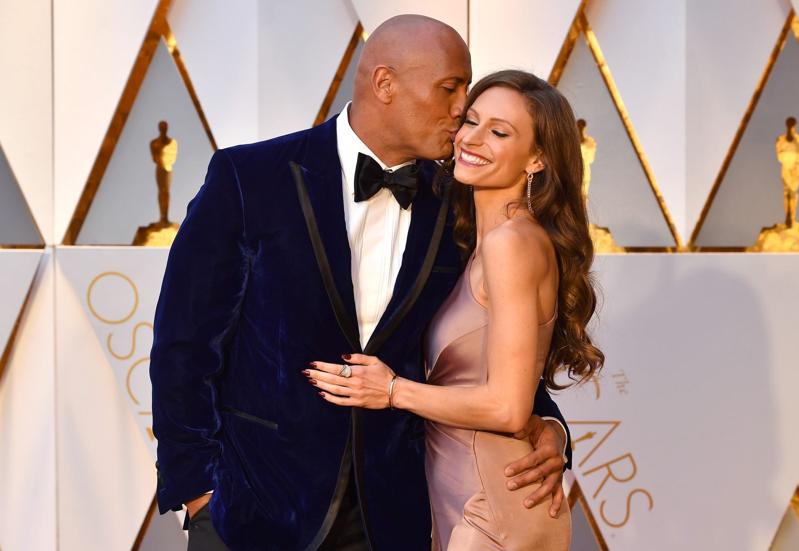 Dwayne Johnson and Lauren Hashian at the 89th Annual Academy Awards on February 26, 2017, in Hollywood, California | Photo: Jeff Kravitz/FilmMagic/Getty Images