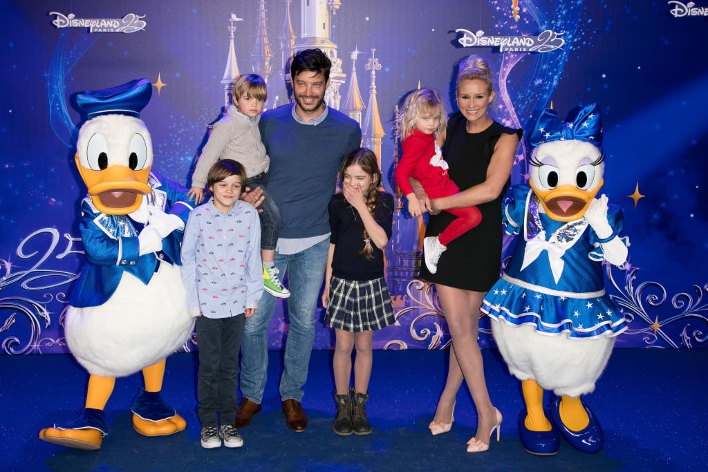 Bertrand Lacherie, Élodie Gossuin et leurs enfants. l Source : Getty Images Bertrand Lacherie, Élodie Gossuin et leurs enfants. l Source : Getty Images
