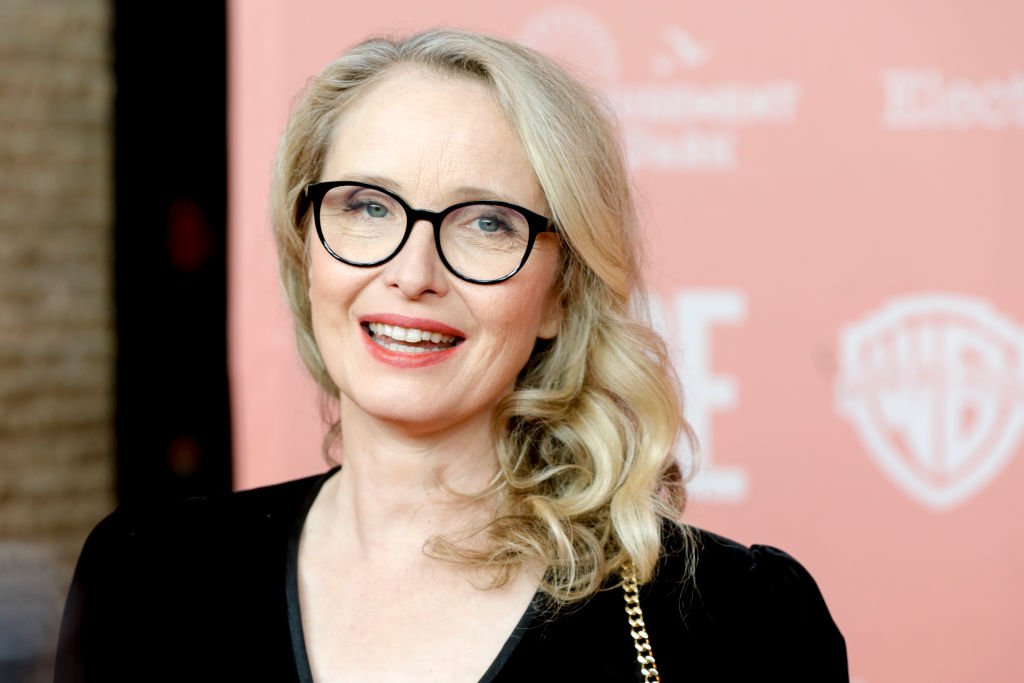L'actrice franco-américaine Julie Delpy assiste à la première de "My Zoe" au Kino International le 5 novembre 2019 à Berlin, en Allemagne. | Photo : Getty Images L'actrice franco-américaine Julie Delpy assiste à la première de "My Zoe" au Kino International le 5 novembre 2019 à Berlin, en Allemagne. | Photo : Getty Images