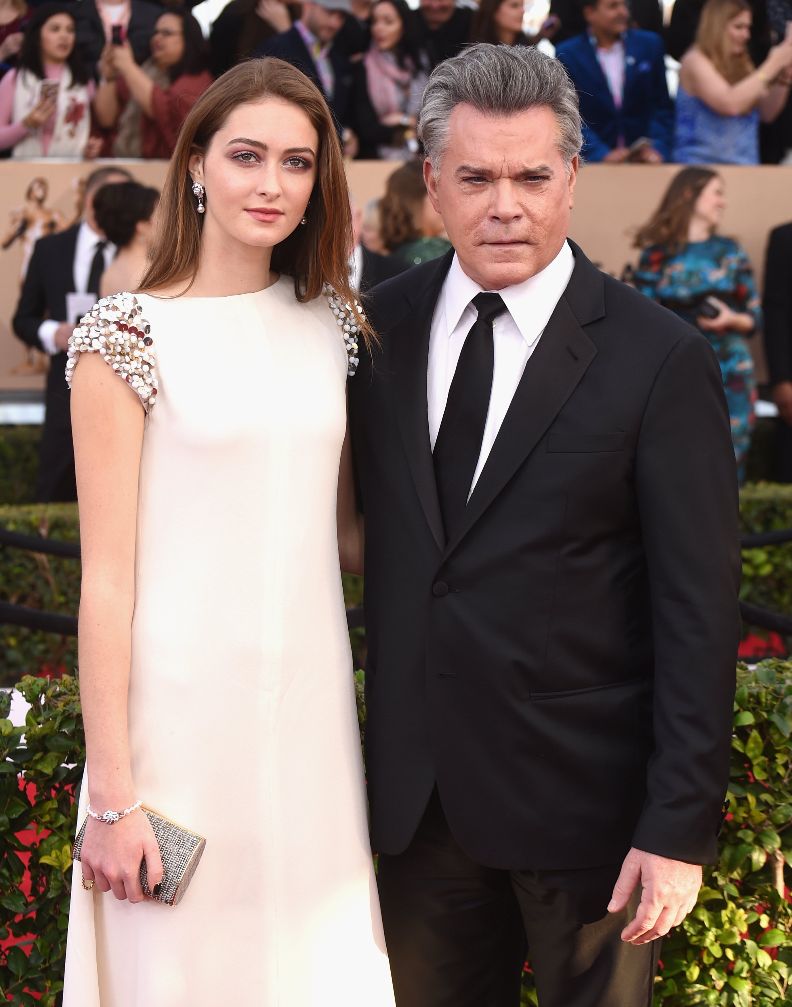 Karsen and Ray Liotta at the 22nd Annual Screen Actors Guild Awards on January 30, 2016, in Los Angeles, California. | Source: Jeff Kravitz/FilmMagic/Getty Images