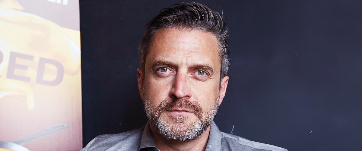 Raúl Esparza Came out as Bisexual after Being Married — inside the SVU