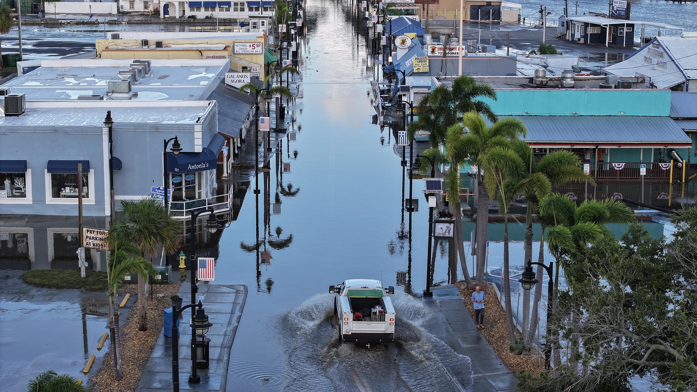 The devastating impacts of Hurricane Helene in Tarpon Springs, Florida on September 27, 2024 | Source: Getty Images