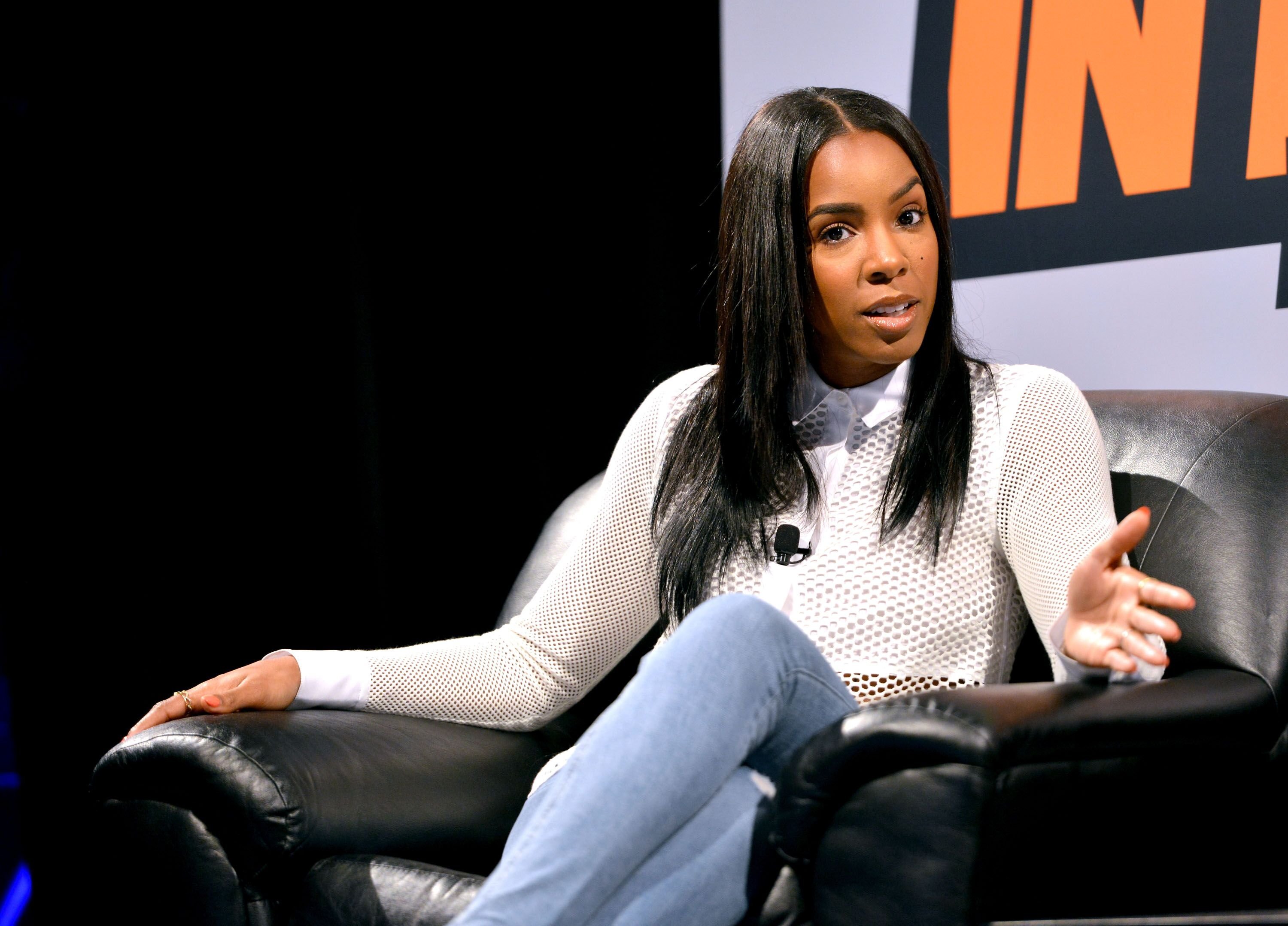 Kelly Rowland speaking onstage during an interview at the 2016 SXSW Music, Film + Interactive Festival. | Photo: Getty Images