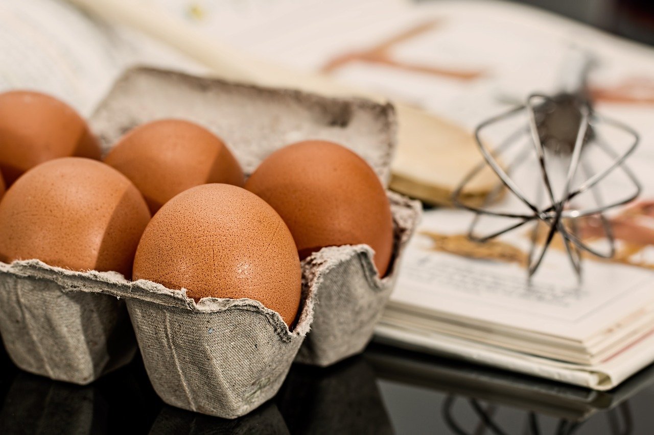 Eggs and baking supplies. Photo: Pixabay