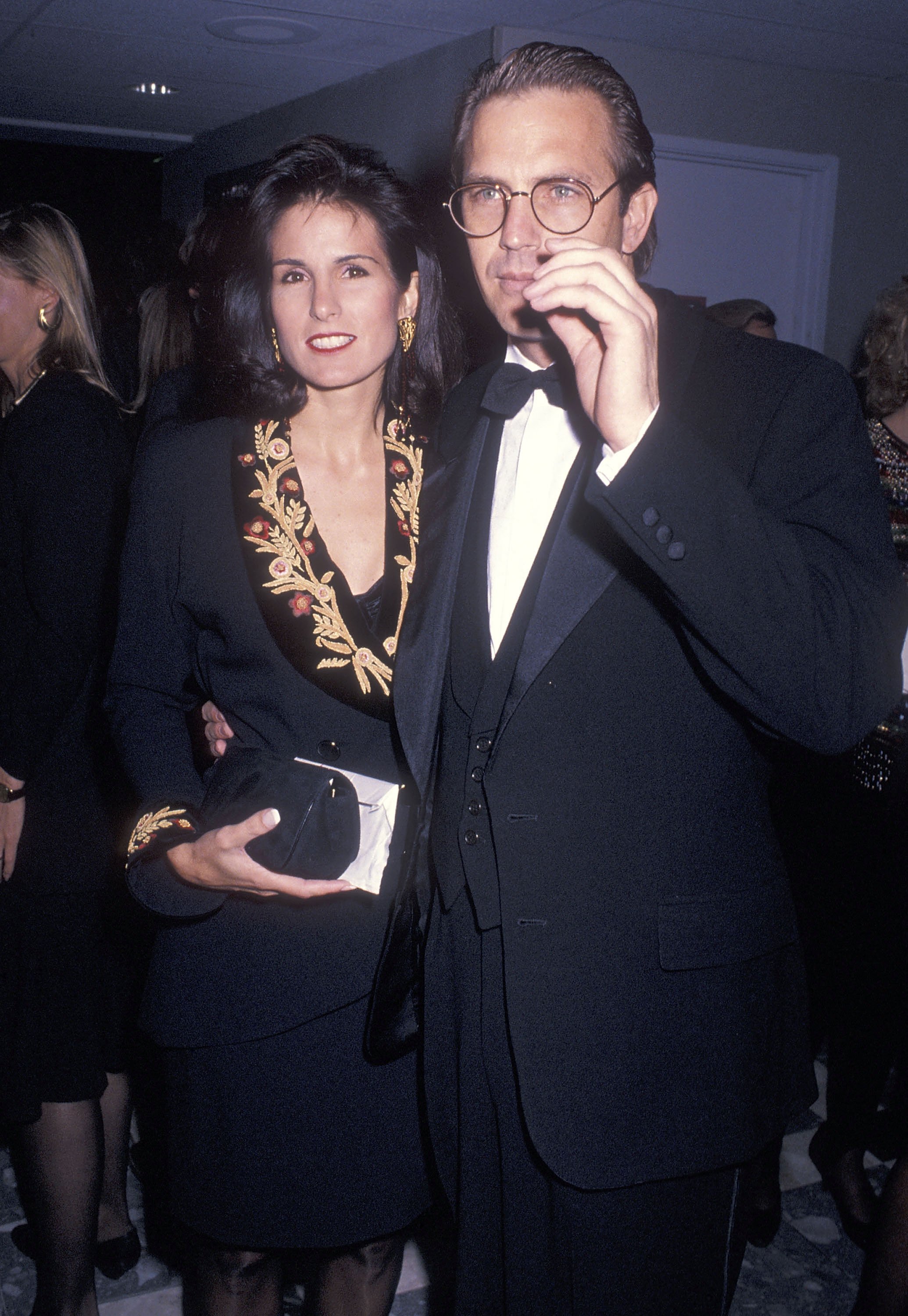 Kevin Costner and Cindy Costner on November 4, 1990, in Century City, California. | Source: Getty Images