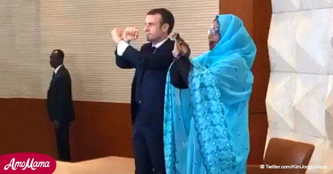 Macron est victime de moqueries à cause de son geste lors d'un voyage au Tchad