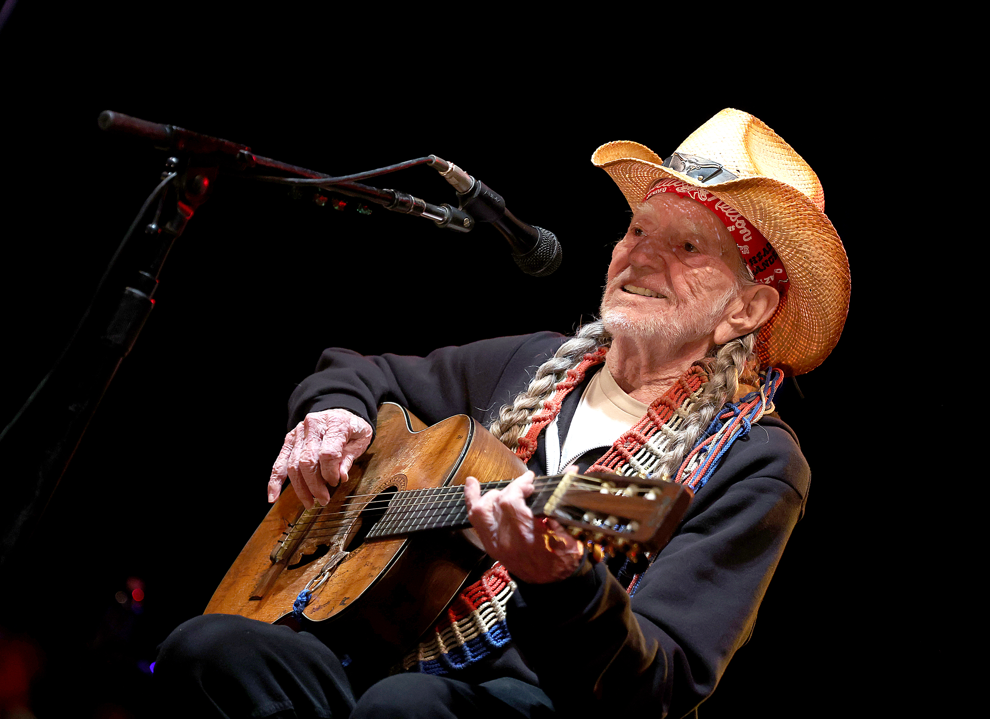 Willie Nelson performs on March 26, 2022 in Spicewood, Texas | Source: Getty Images