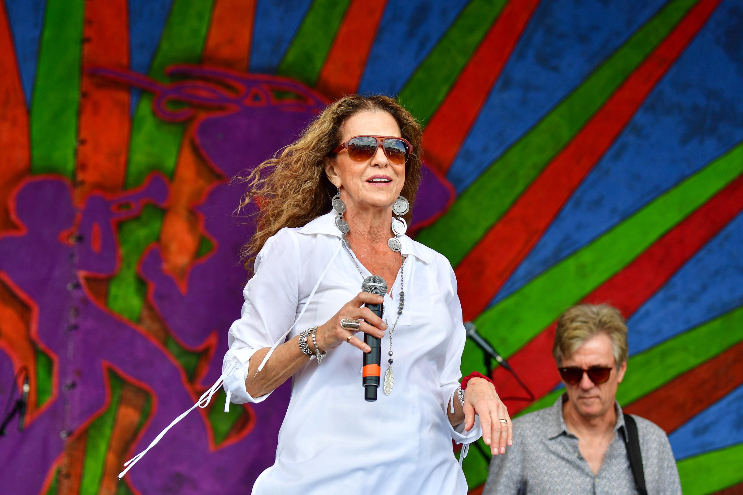 The singer performs during the 2019 New Orleans Jazz & Heritage Festival 50th Anniversary at Fair Grounds Race Course on May 2, 2019 in New Orleans, Louisiana | Source: Getty Images