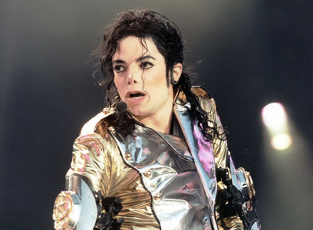 Michael Jackson performing at the Amsterdam ArenA - HIStory Tour on June 1, 1997 | Source: Getty Images