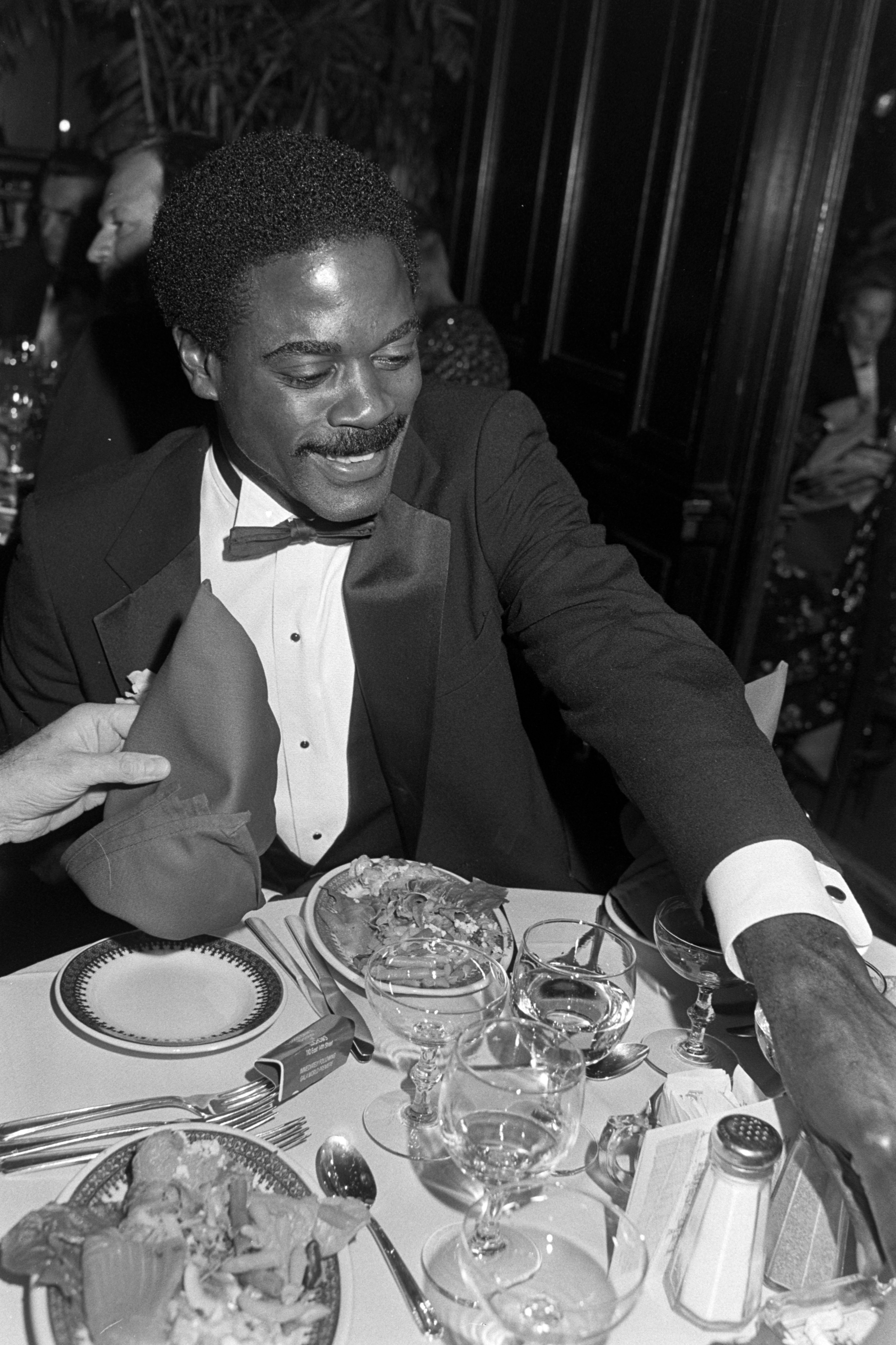 Howard E. Rollins Jr. attends a party at Luchow's, a restaurant in New York City, on November 18, 1981. | Source: Getty Images