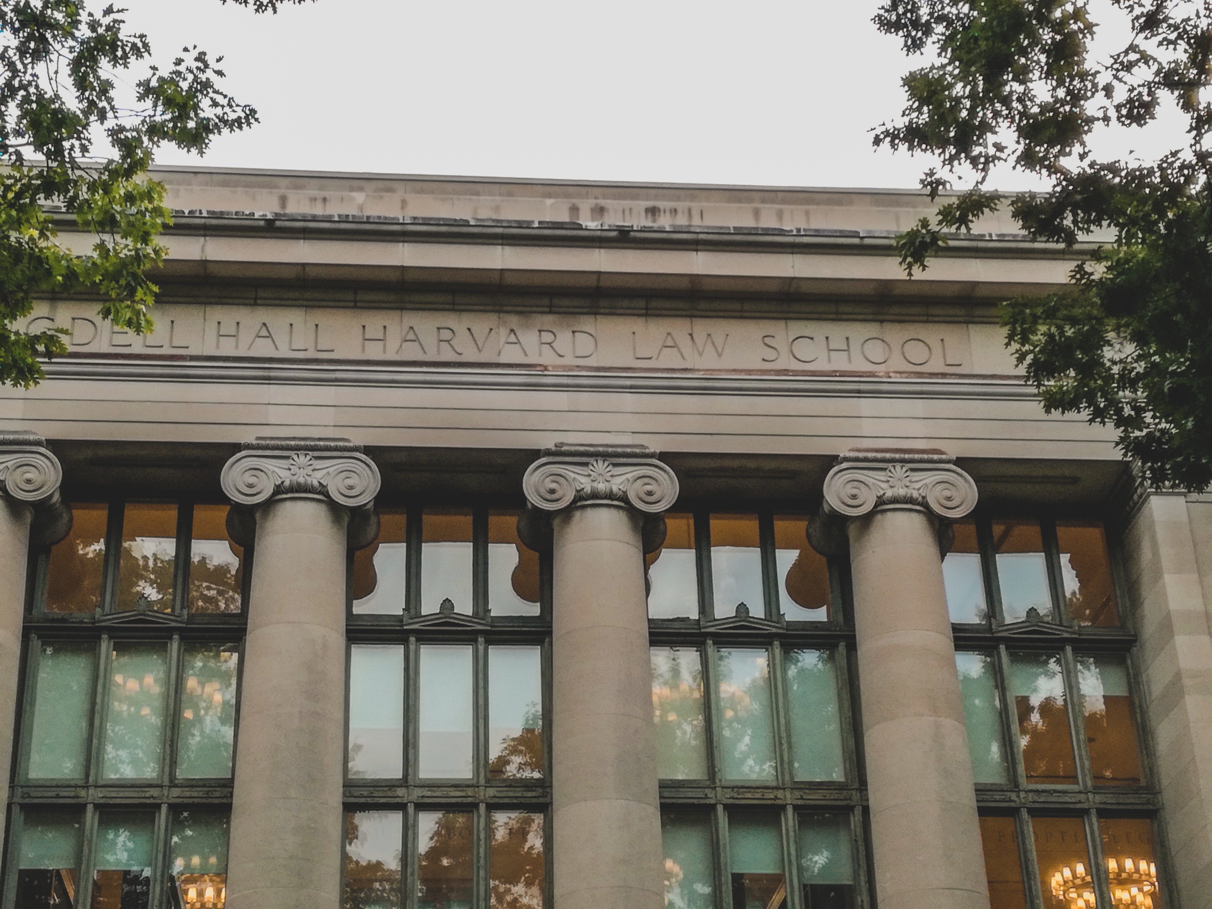 A photo of the facade of the Harvard Law School | Source: Pexels