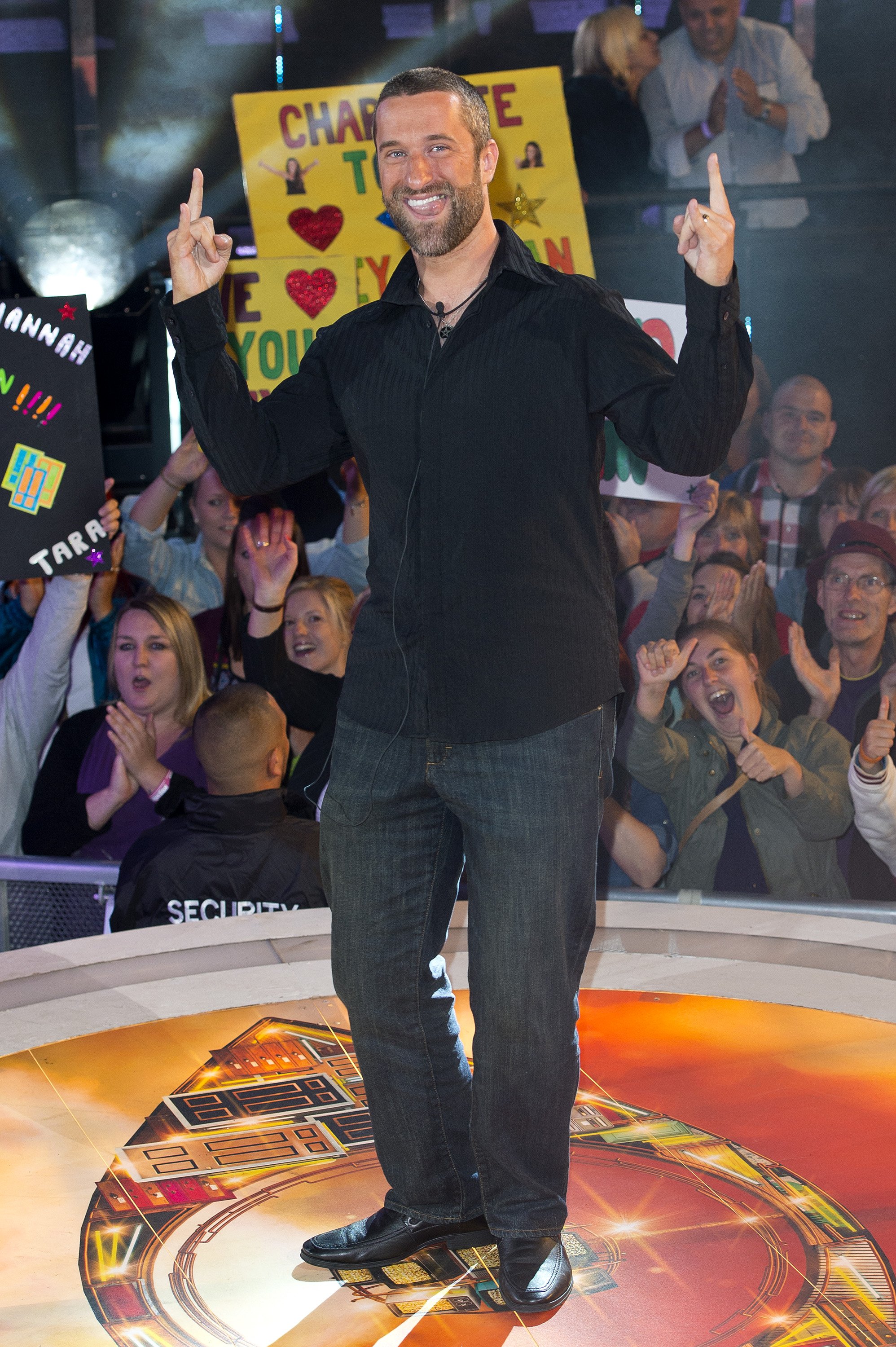 Dustin Diamond at his eviction ceremony from "The Celebrity Big Brother" house, England, September 2013 | Photo: Getty Images.