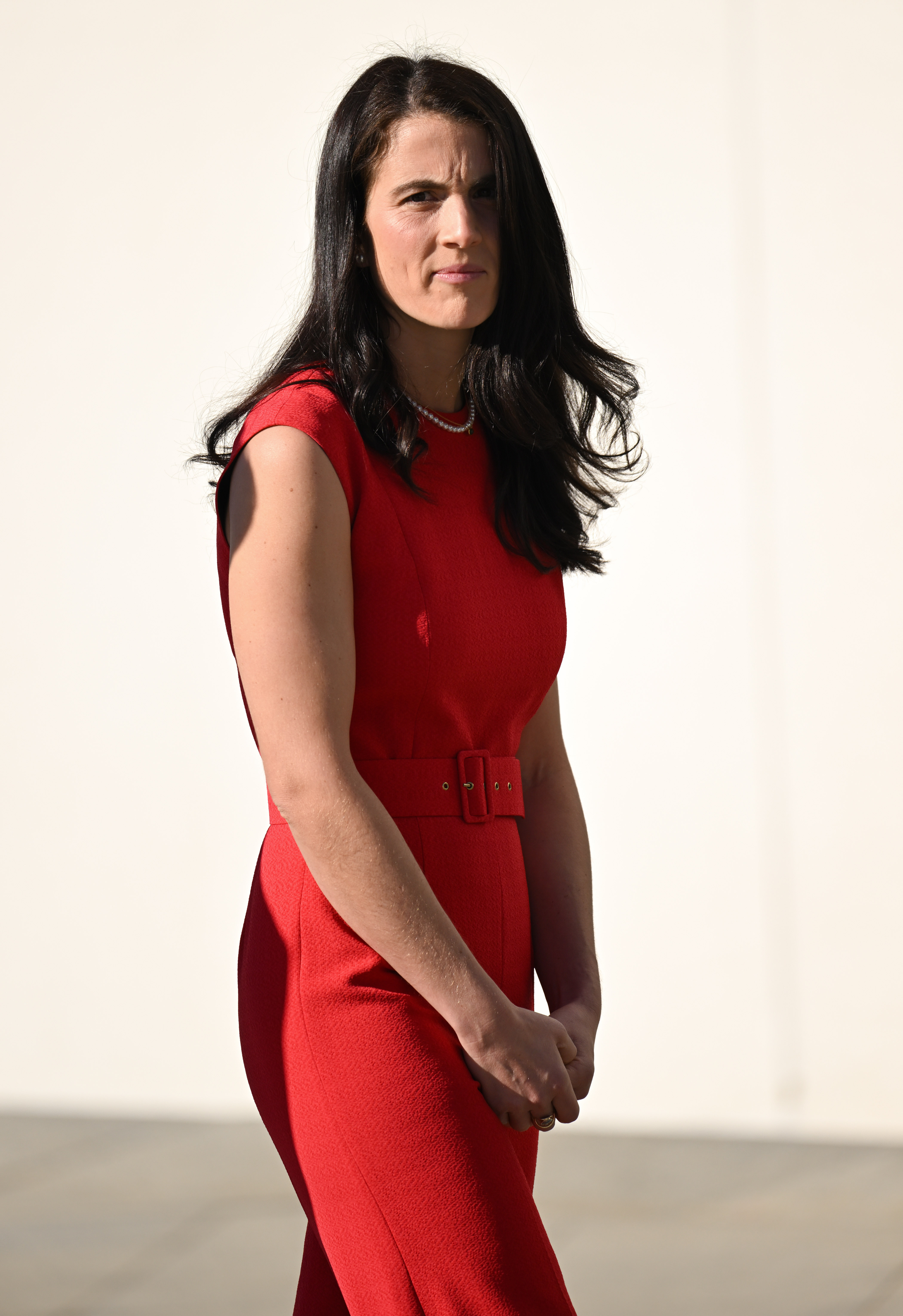 Tatiana Schlossberg waits to greet Prince William during his visit to the John F. Kennedy Presidential Library and Museum on December 2, 2022, in Boston, Massachusetts | Source: Getty Images
